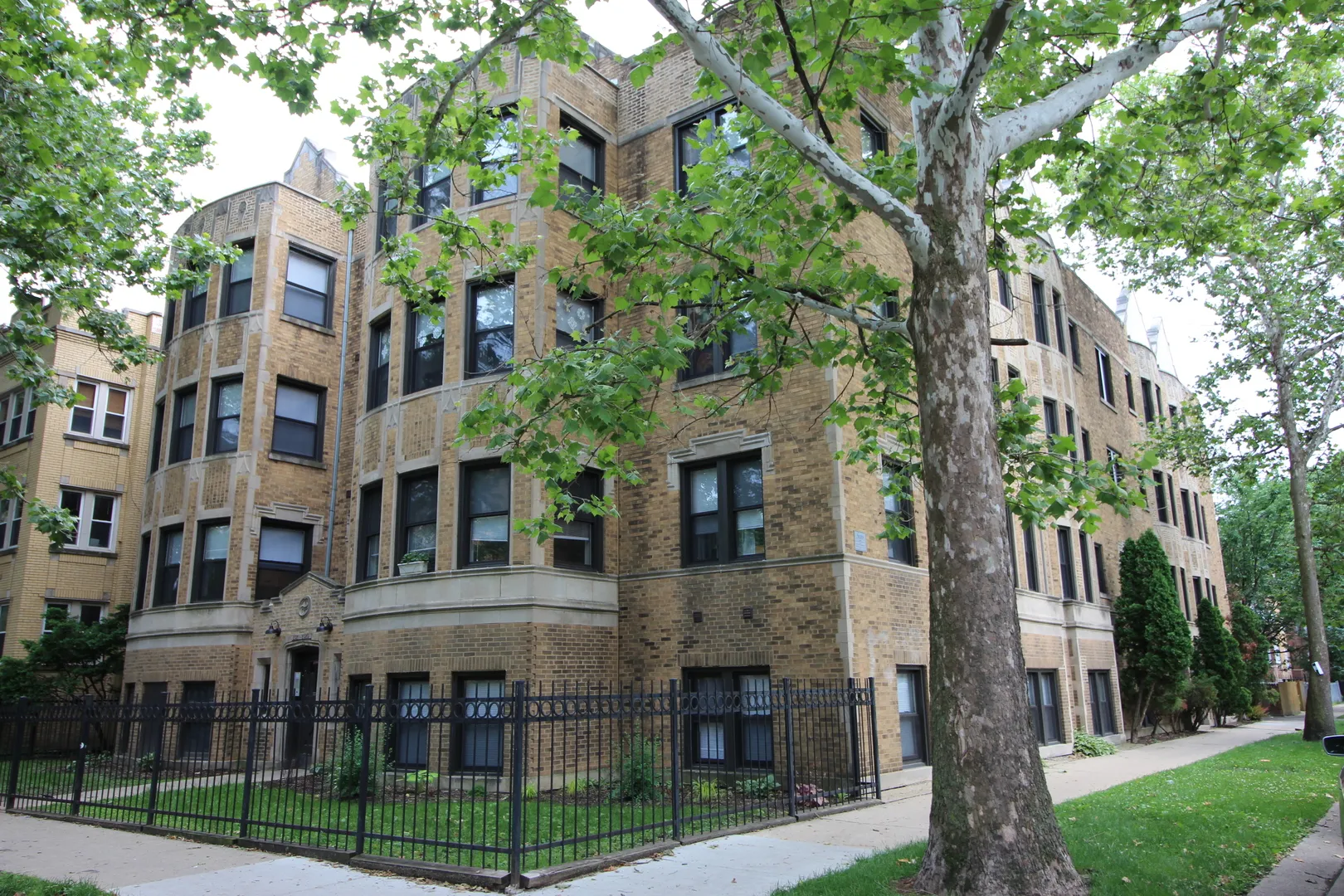 2323 W Arthur Ave, , 60645, USA 60645-unit#3-Chicago-IL