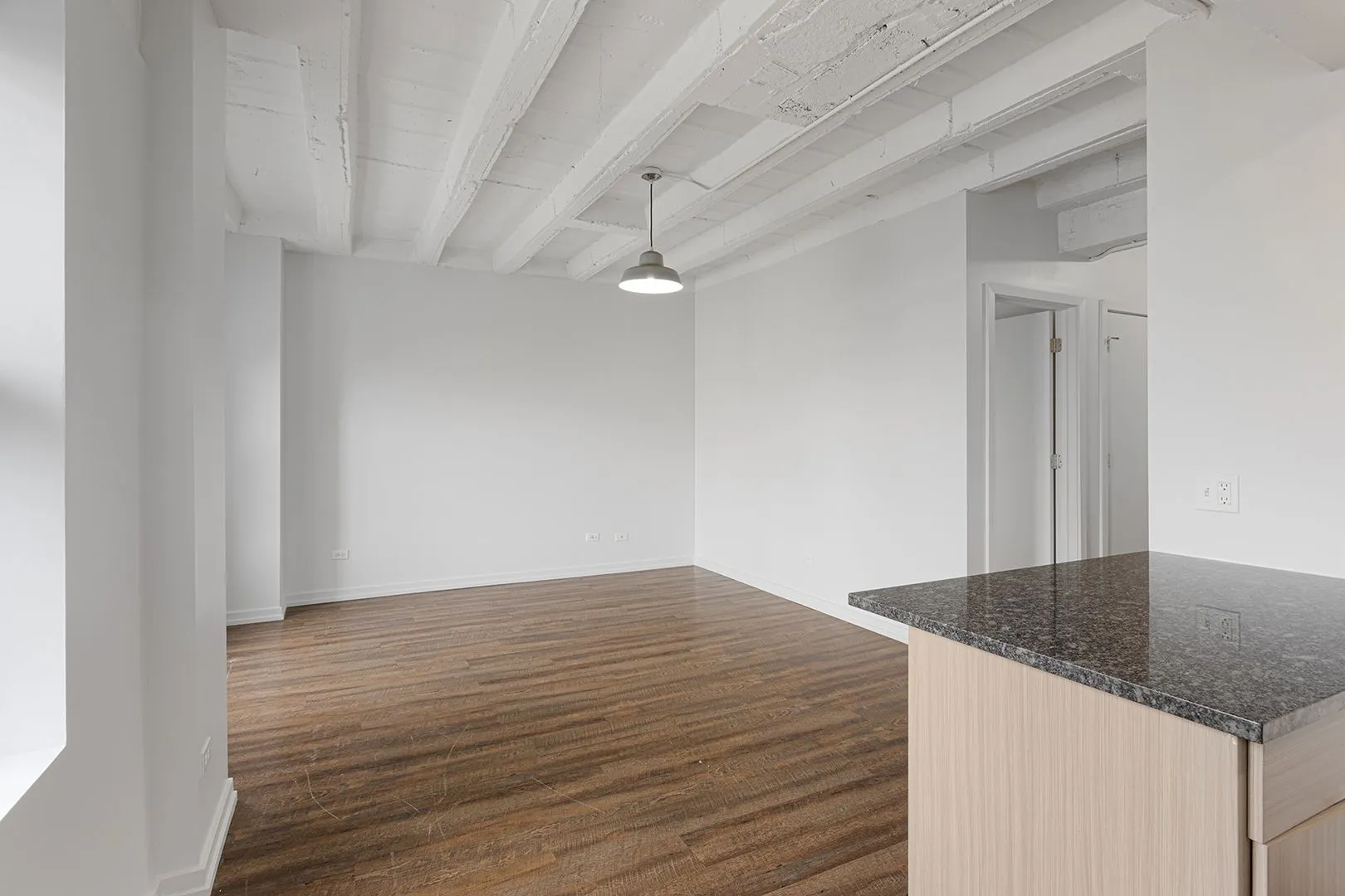 5718 N Winthrop Ave, , 60660, USA 60660-unit#402-Chicago-IL
