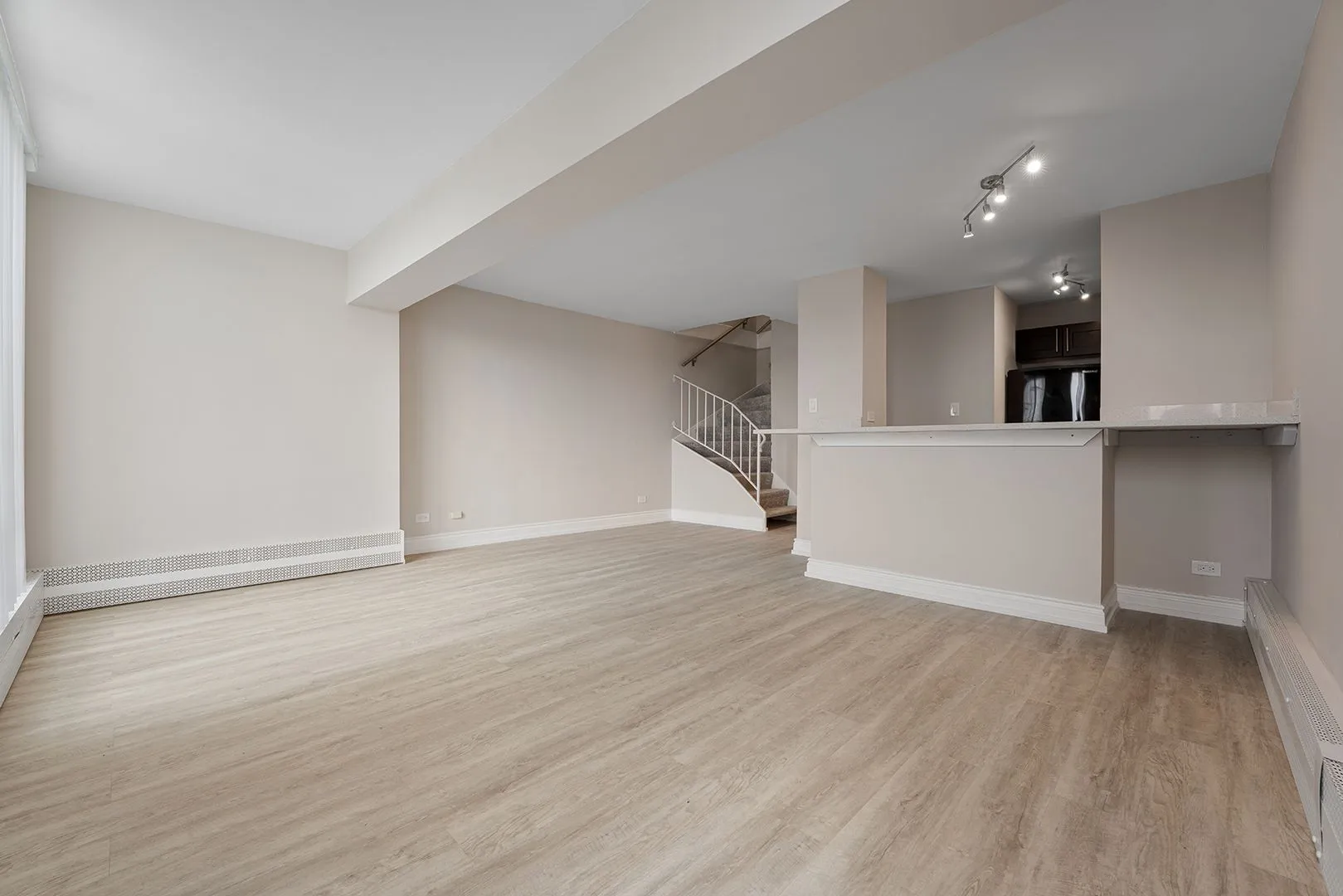 6166 N Sheridan Rd, ,  60660, USA 60660-unit#26L-Chicago-IL
