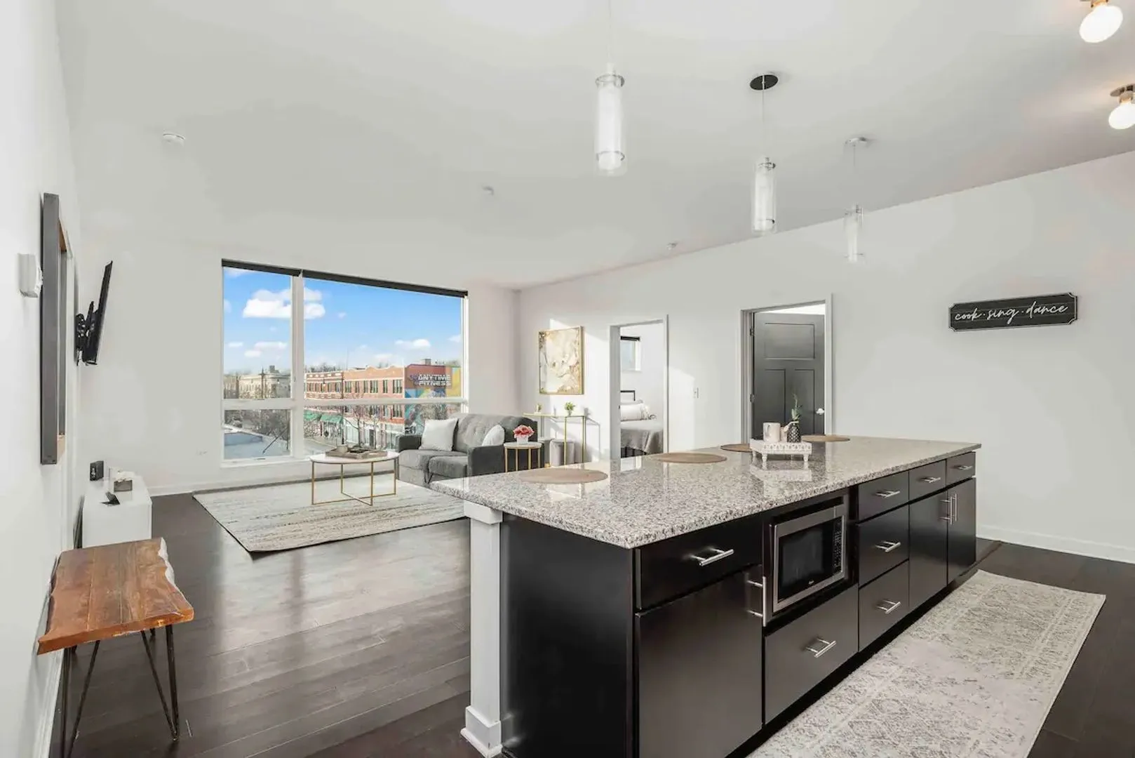 6355 N Wayne Ave, , 60660, USA 60660-unit#31-Chicago-IL