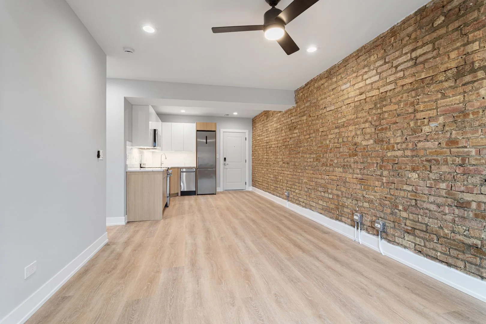 1556 W Juneway Terrace, , 60626, USA 60626-unit#2P-Chicago-IL
