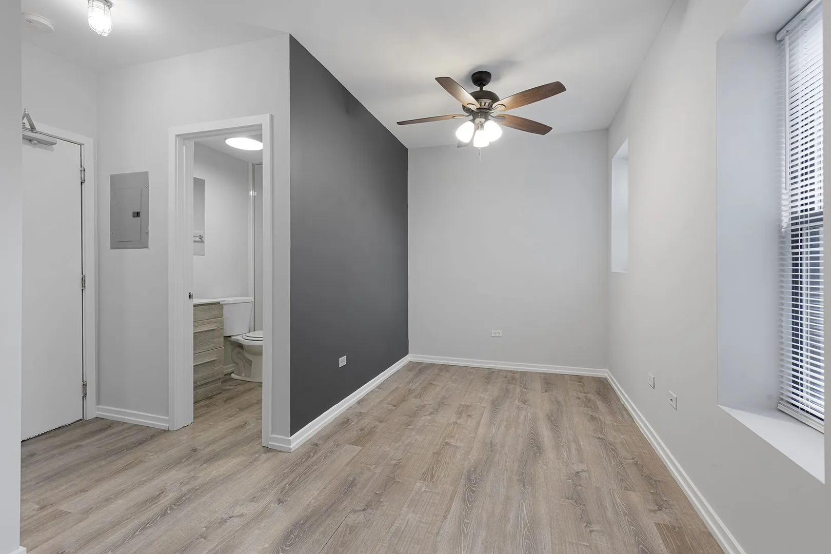 4875 N Magnolia Ave, ,  60640, USA 60640-unit#320-Chicago-IL