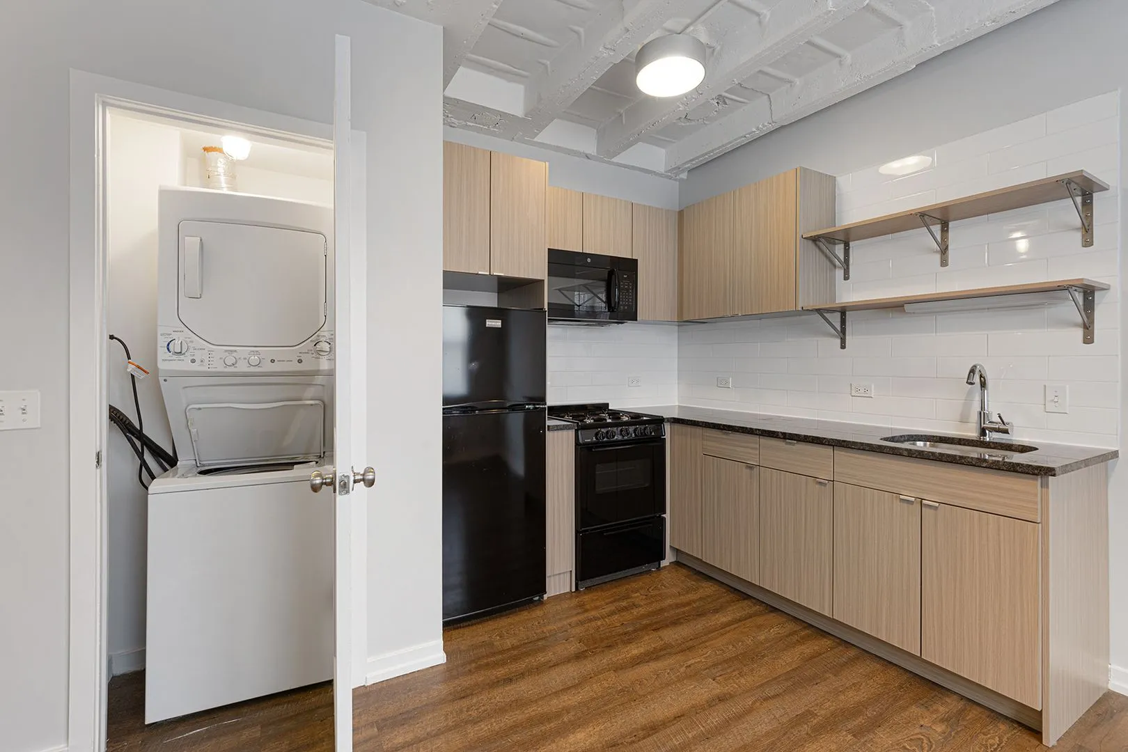 5718 N Winthrop Ave, , 60660, USA 60660-unit#608-Chicago-IL