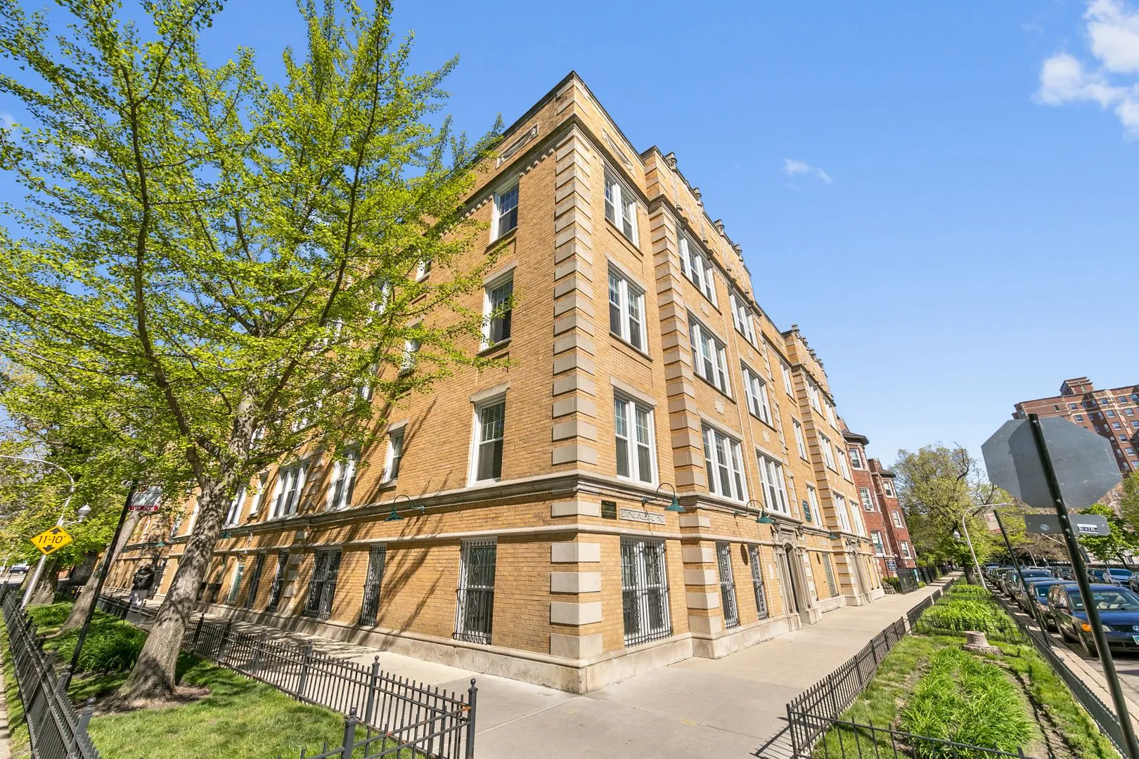 1106 W Glenlake Ave, ,  60660, USA 60660-unit#1ST FLOOR-Chicago-IL