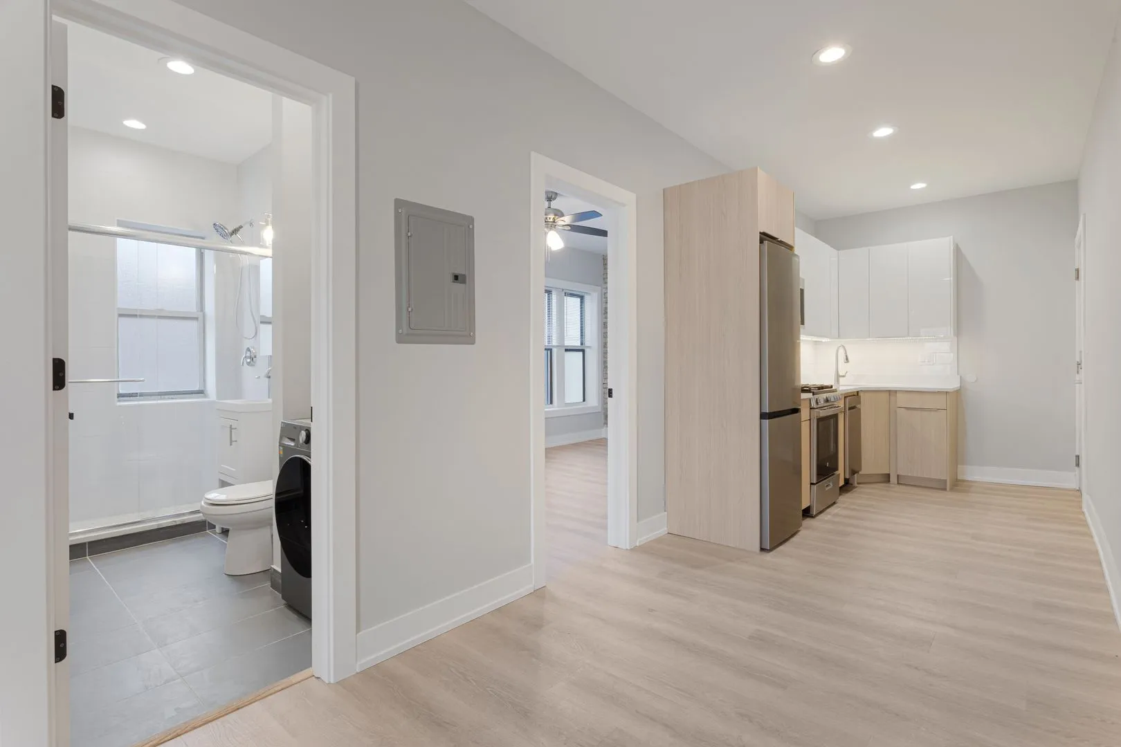 1655 W Jonquil Terrace, ,  60626, USA 60626-unit#32-Chicago-IL