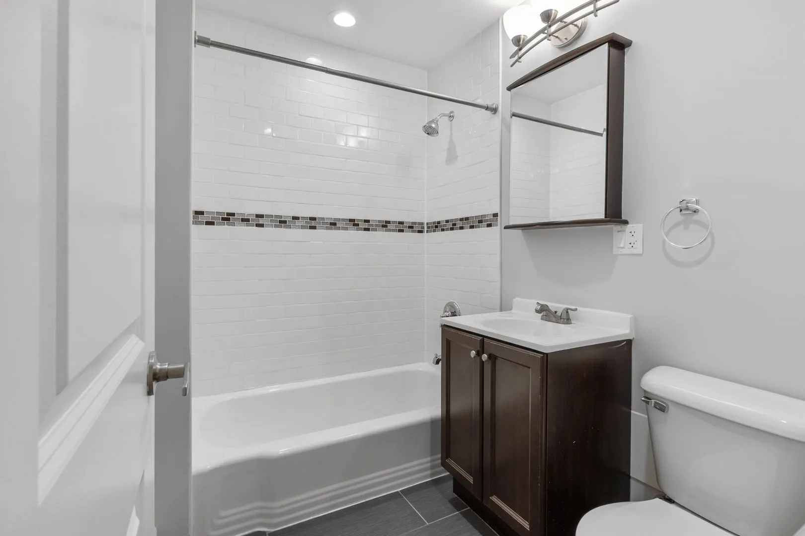 6029 N Winthrop Ave, , 60660, USA 60660-unit#507-Chicago-IL
