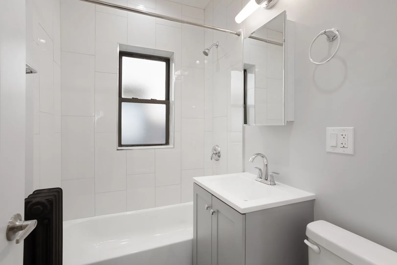 7512 N Eastlake Terrace, , 60626, USA 60626-unit#1W-Chicago-IL