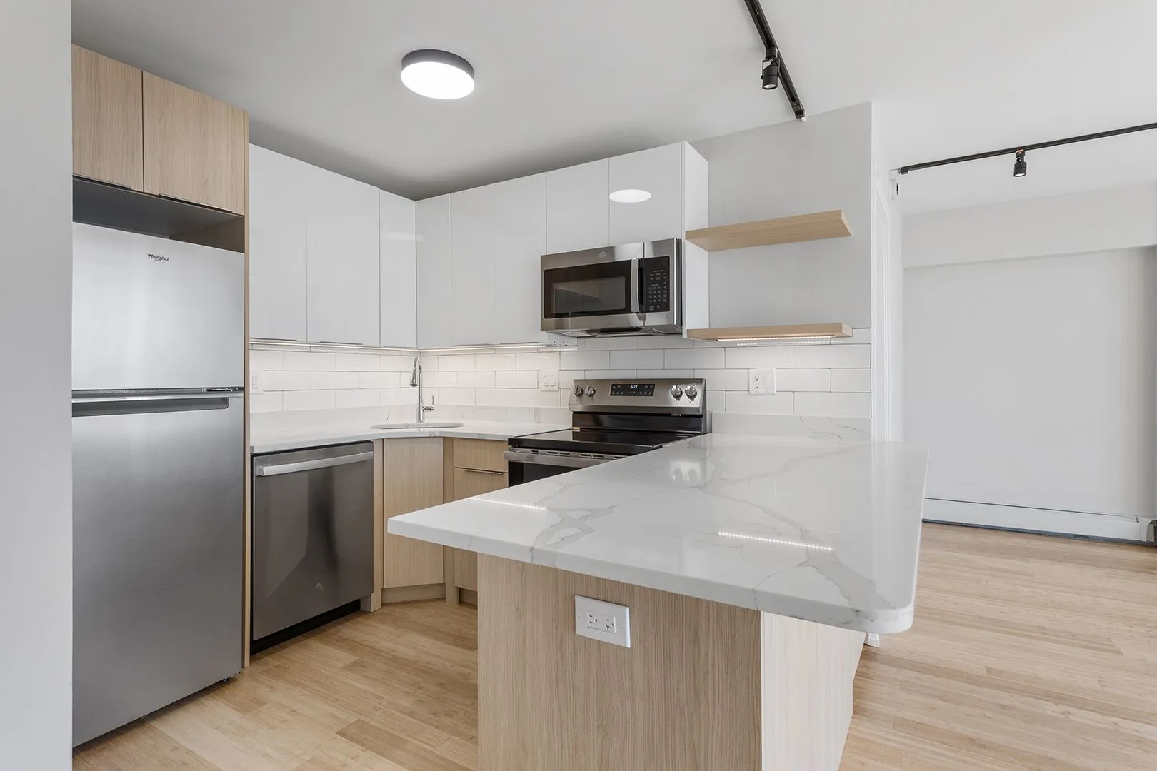 6166 N Sheridan Rd, ,  60660, USA 60660-unit#22H-Chicago-IL