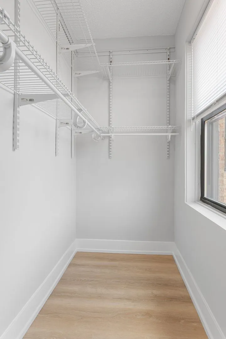 6026 N Winthrop Ave, ,  60660, USA 60660-unit#4G-Chicago-IL