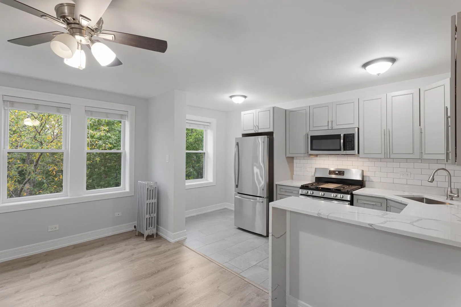 1521 W Sherwin Ave, , 60626, USA 60626-unit#501-Chicago-IL