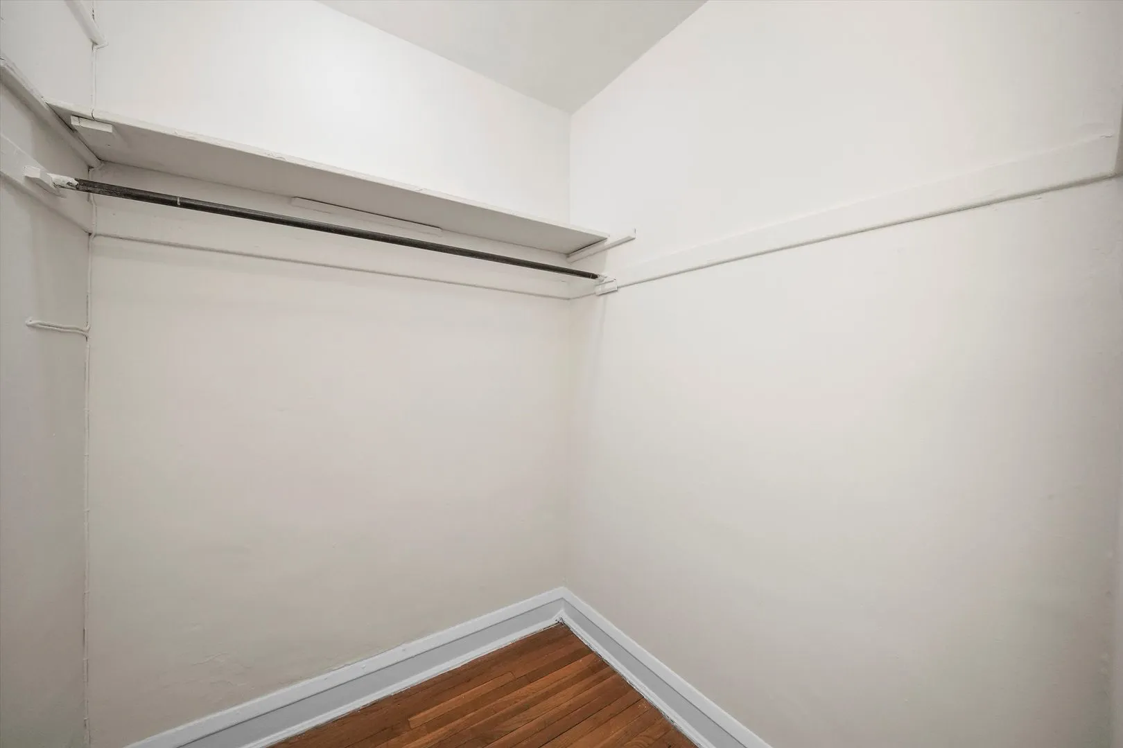 3304 W Schubert Ave, , 60647, USA 60647-unit#1I-Chicago-IL