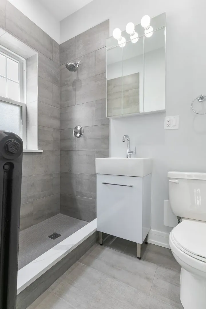 6035 N Winthrop Ave, ,  60660, USA 60660-unit#1-Chicago-IL