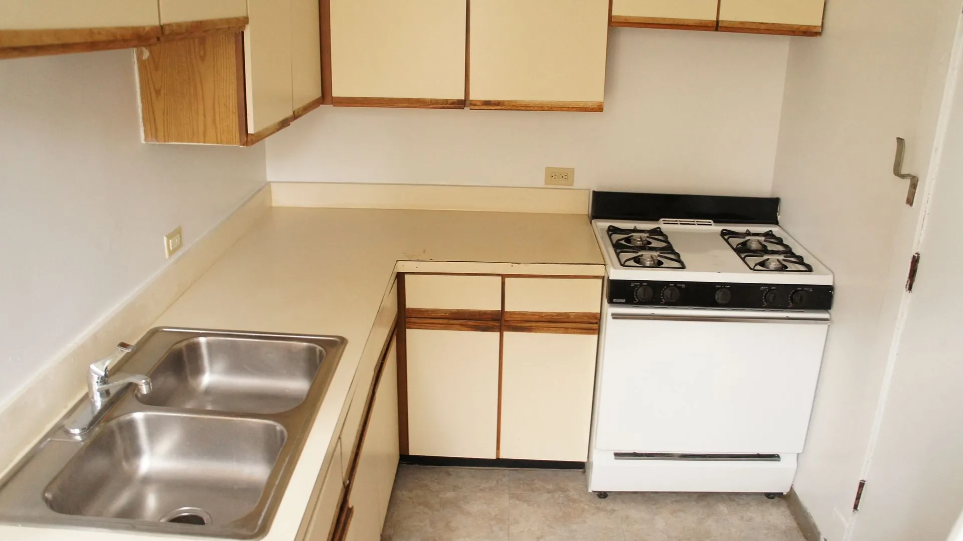 1542 N Kedzie Ave, , 60651, USA 60651-unit#1O-Chicago-IL