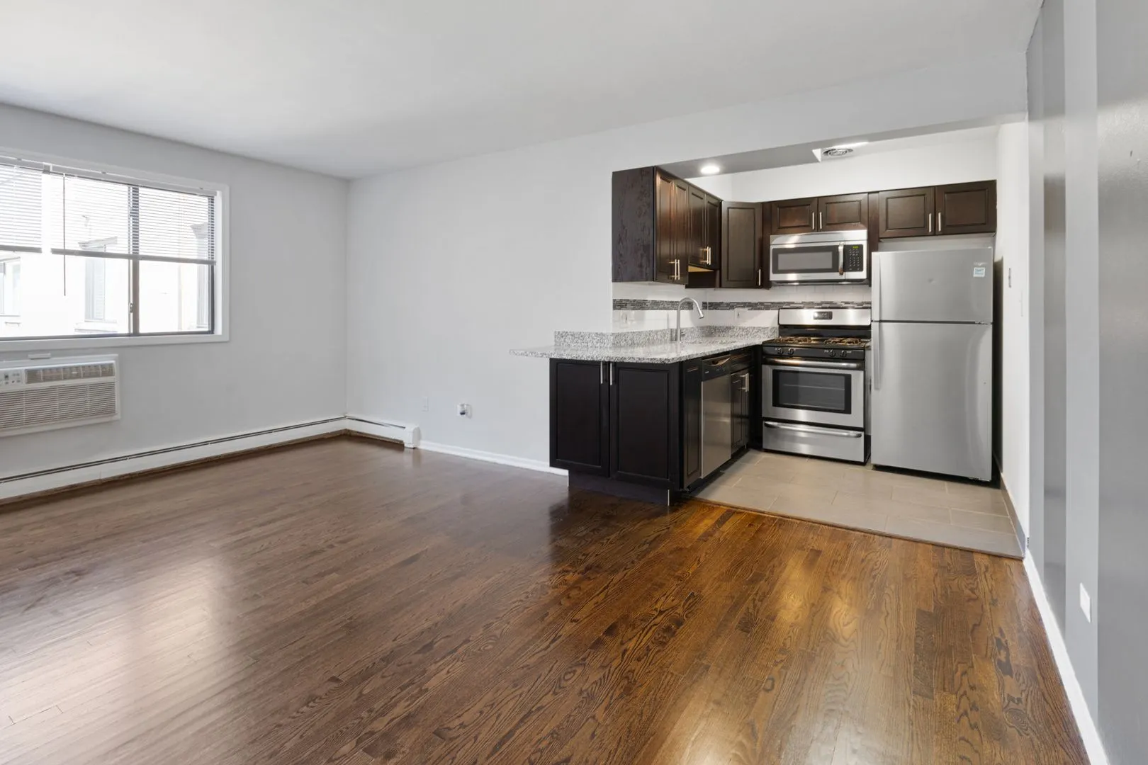 6201 N Kenmore Ave, ,  60660, USA 60660-unit#507-Chicago-IL