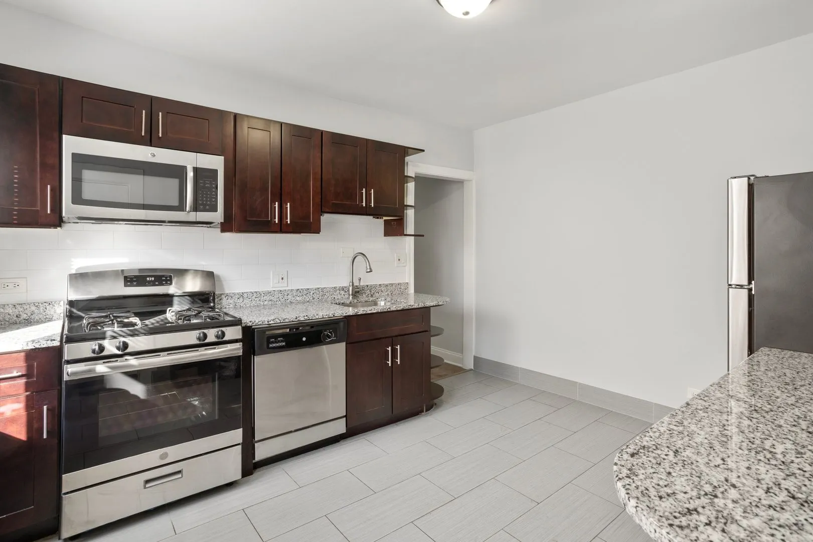 7738 N Ashland Ave, ,  60626, USA 60626-unit#1G-Chicago-IL