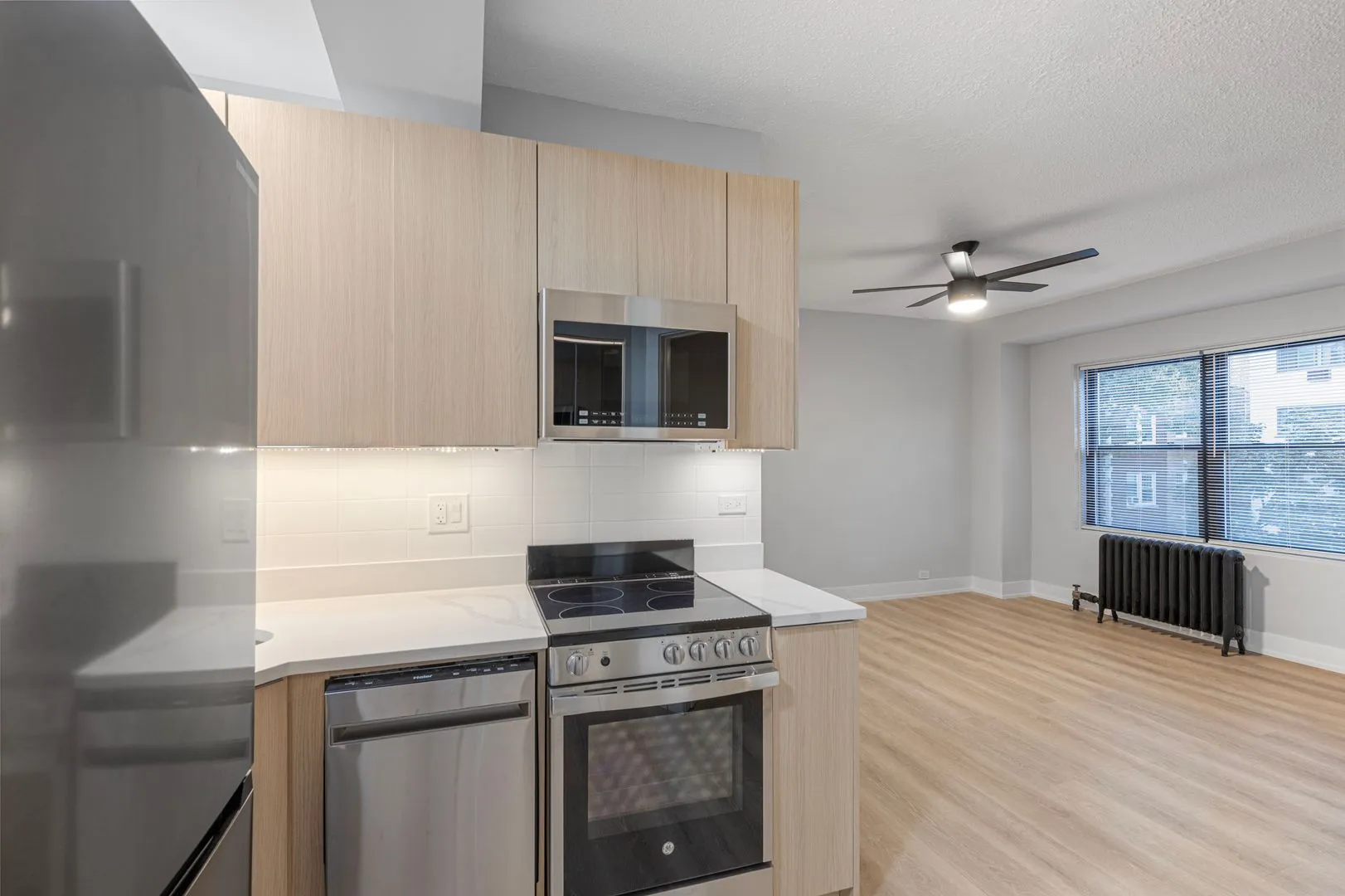 6026 N Winthrop Ave, ,  60660, USA 60660-unit#3E-Chicago-IL