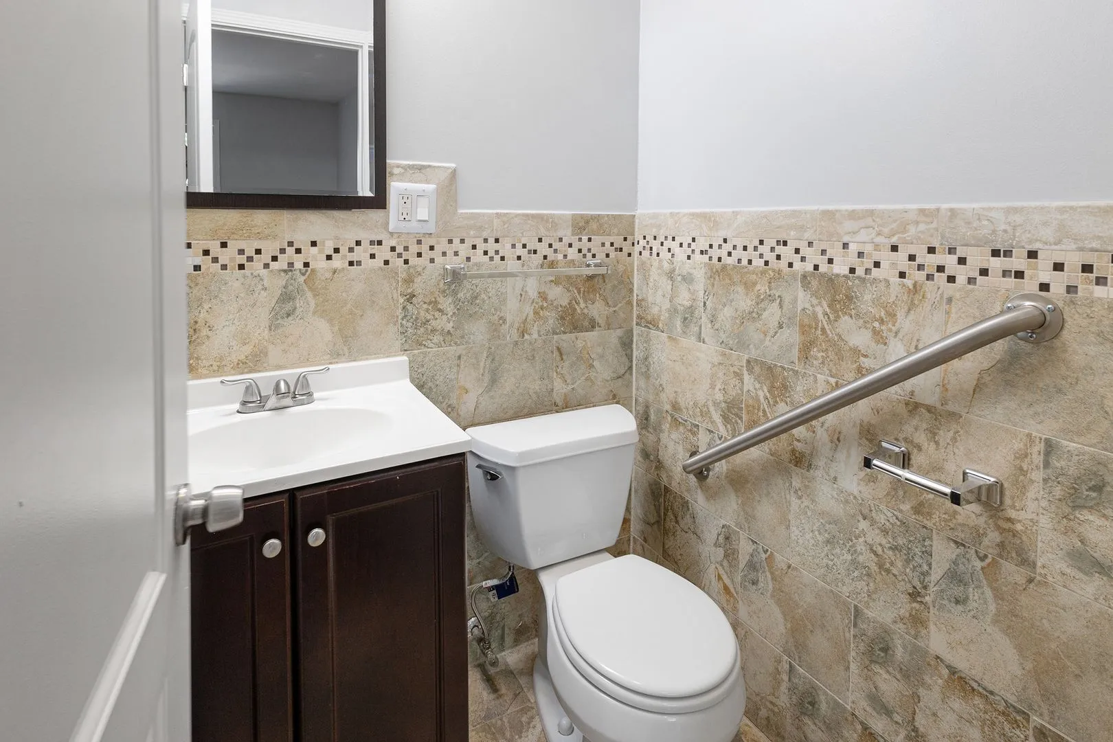 7545 N Winchester Ave, ,  60626, USA 60626-unit#201-Chicago-IL