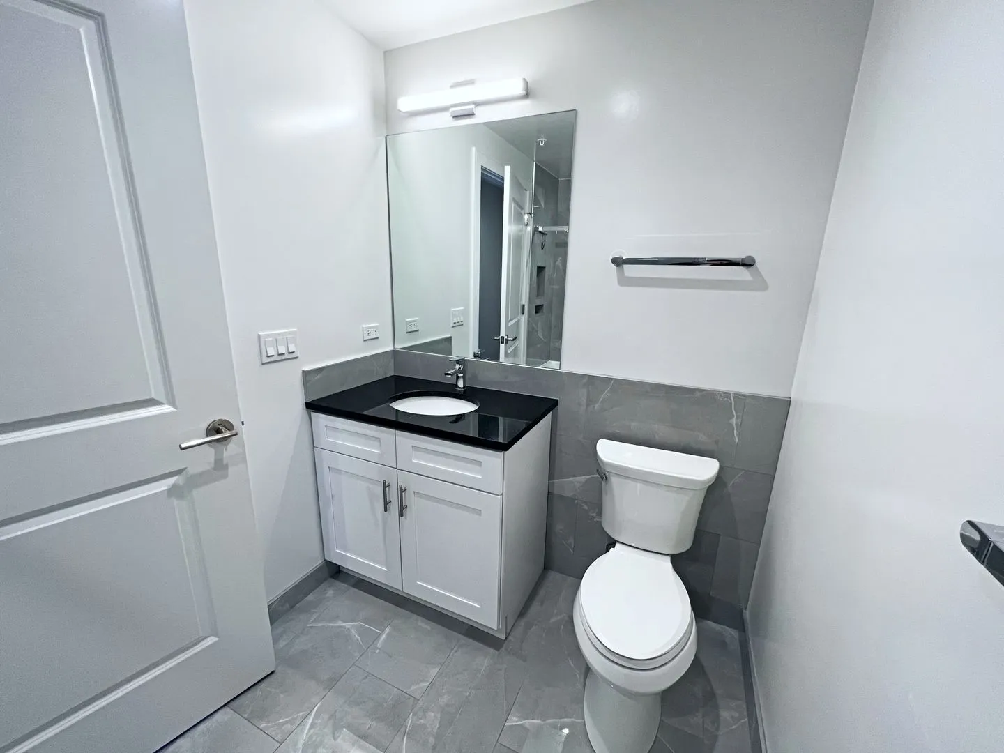 N Broadway, , , USA IL-unit#3833-614-Chicago-IL