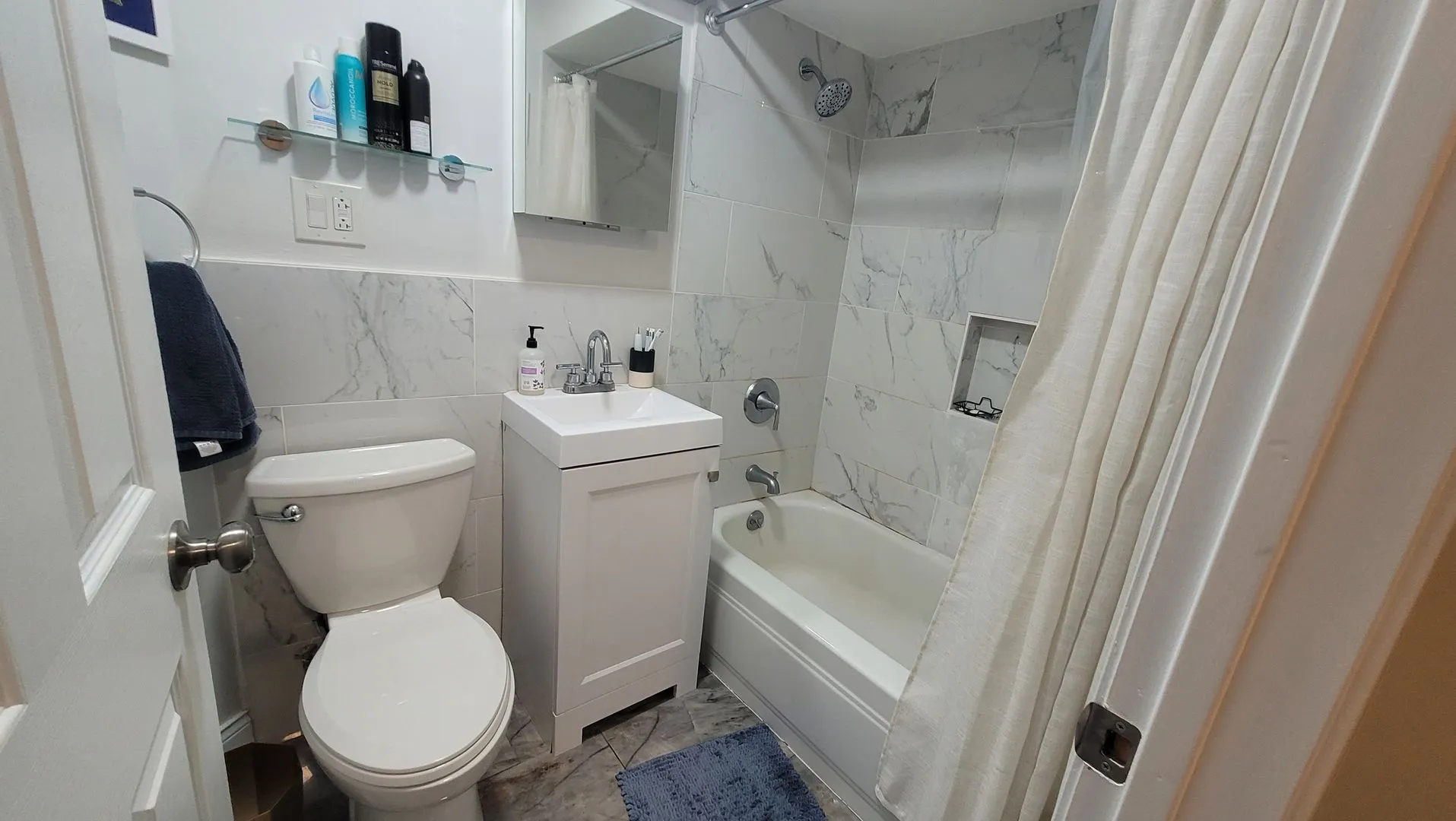 3111 N Clifton Ave, ,  60657, USA 60657-unit#2F-Chicago-IL