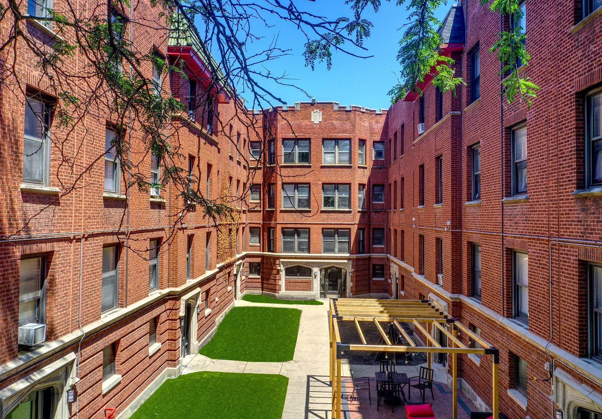 1706 W Juneway Terrace, ,  60626, USA 60626-unit#2H-Chicago-IL