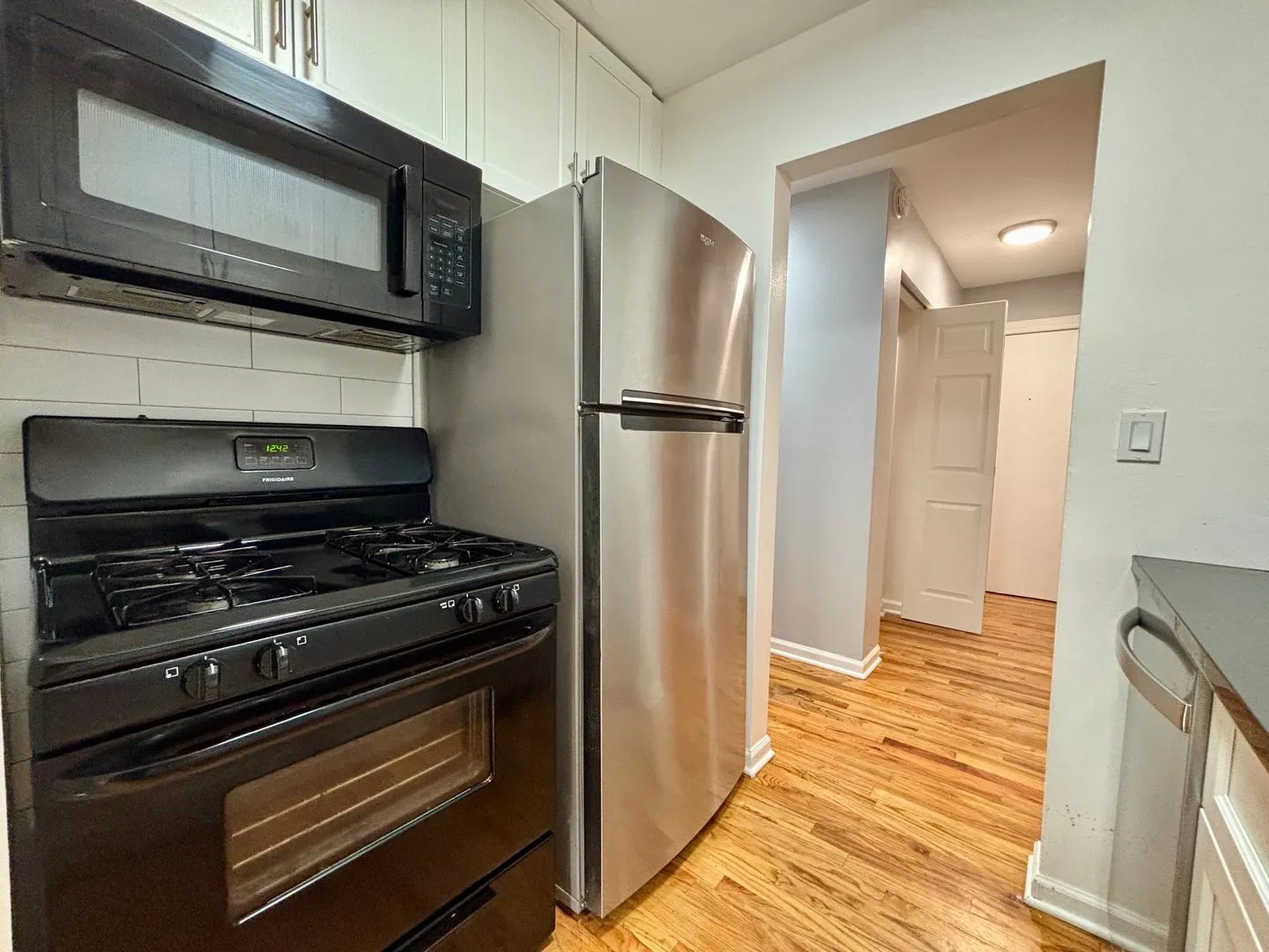 6954 N Sheridan Rd, , 60626, USA 60626-unit#203-Chicago-IL