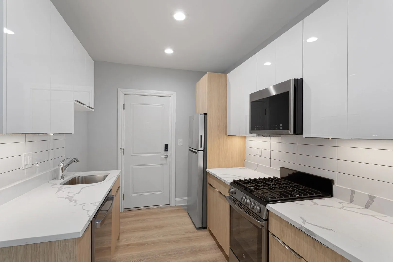 ,  60626, USA 60626-unit#3L-Chicago-IL