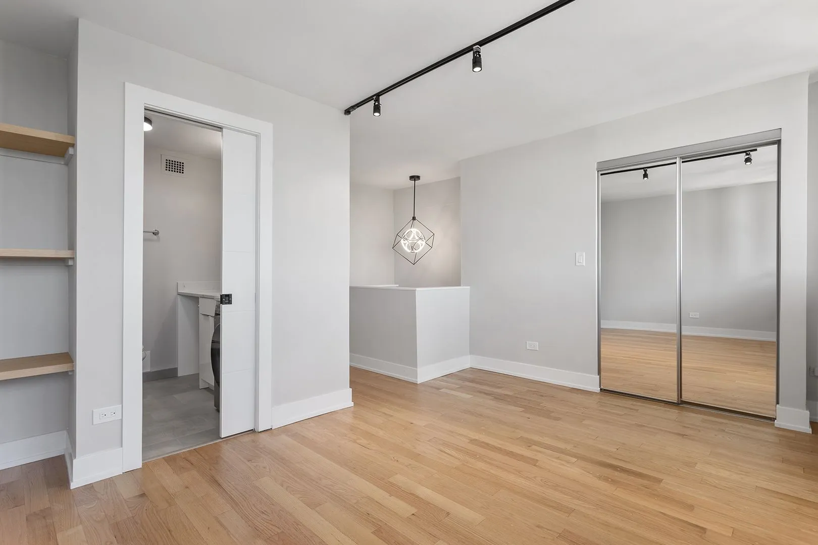 6166 N Sheridan Rd, , 60660, USA 60660-unit#22J-Chicago-IL