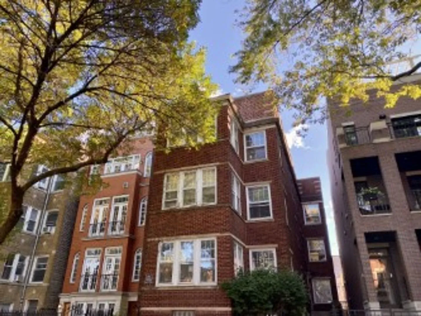 831 W Wolfram St, , 60657, USA 60657-unit#2R-Chicago-IL