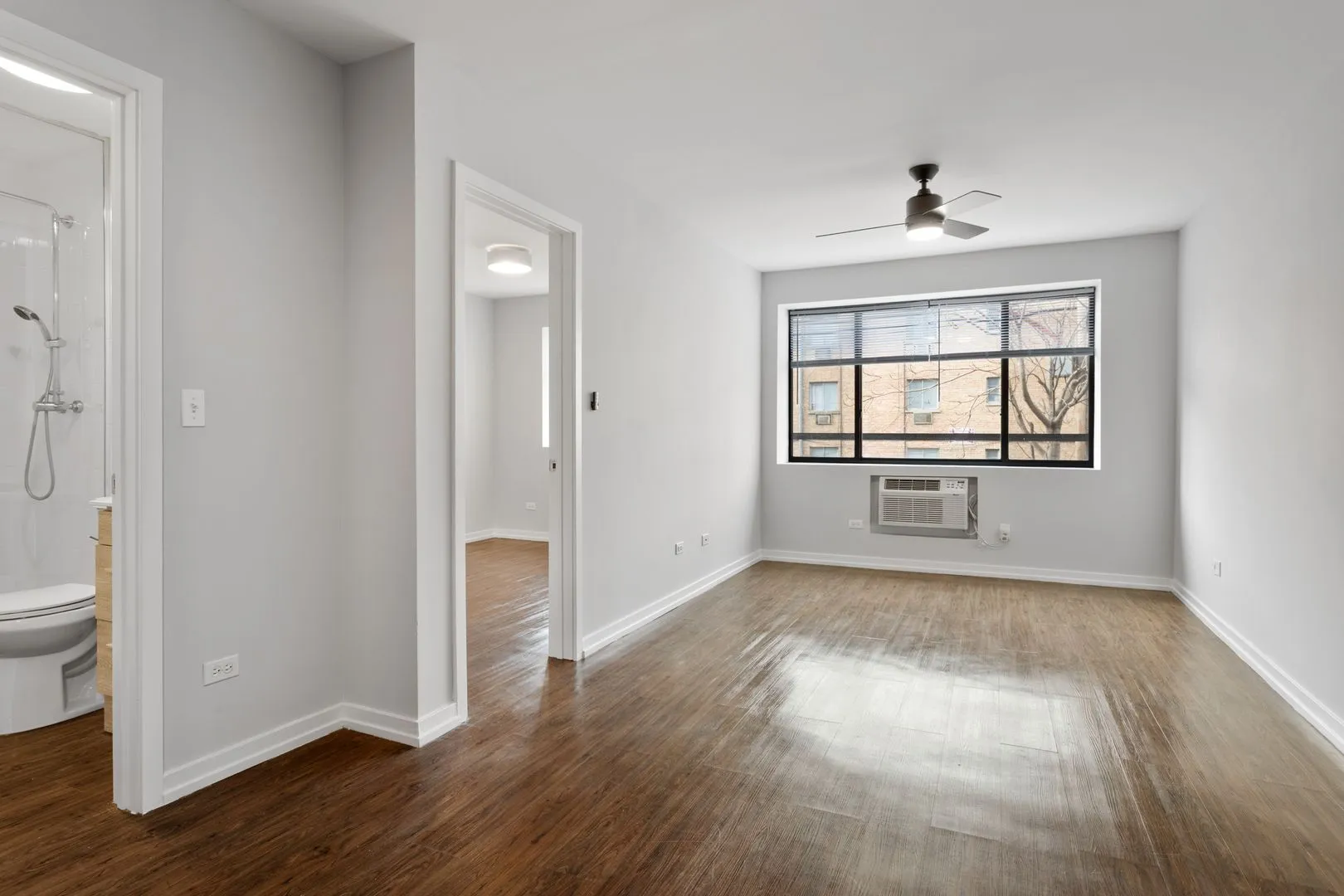 6134 N Kenmore Ave, ,  60660, USA 60660-unit#208-Chicago-IL