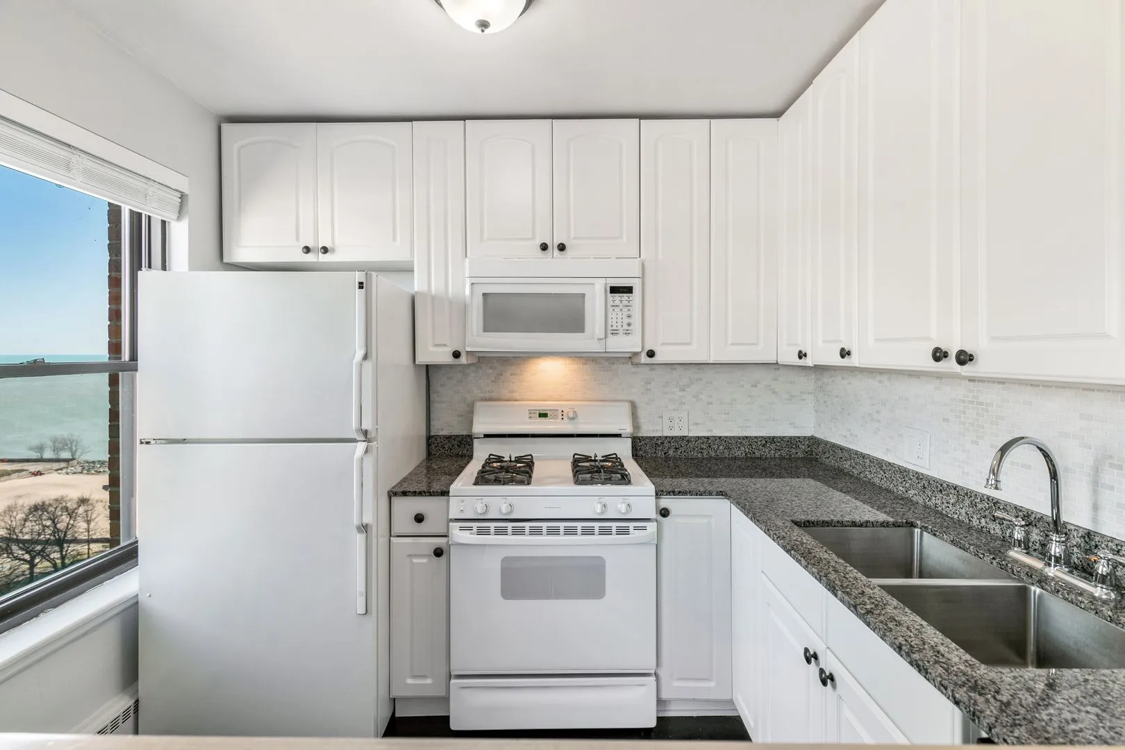 5858 N Sheridan Rd, ,  60660, USA 60660-unit#1003-Chicago-IL