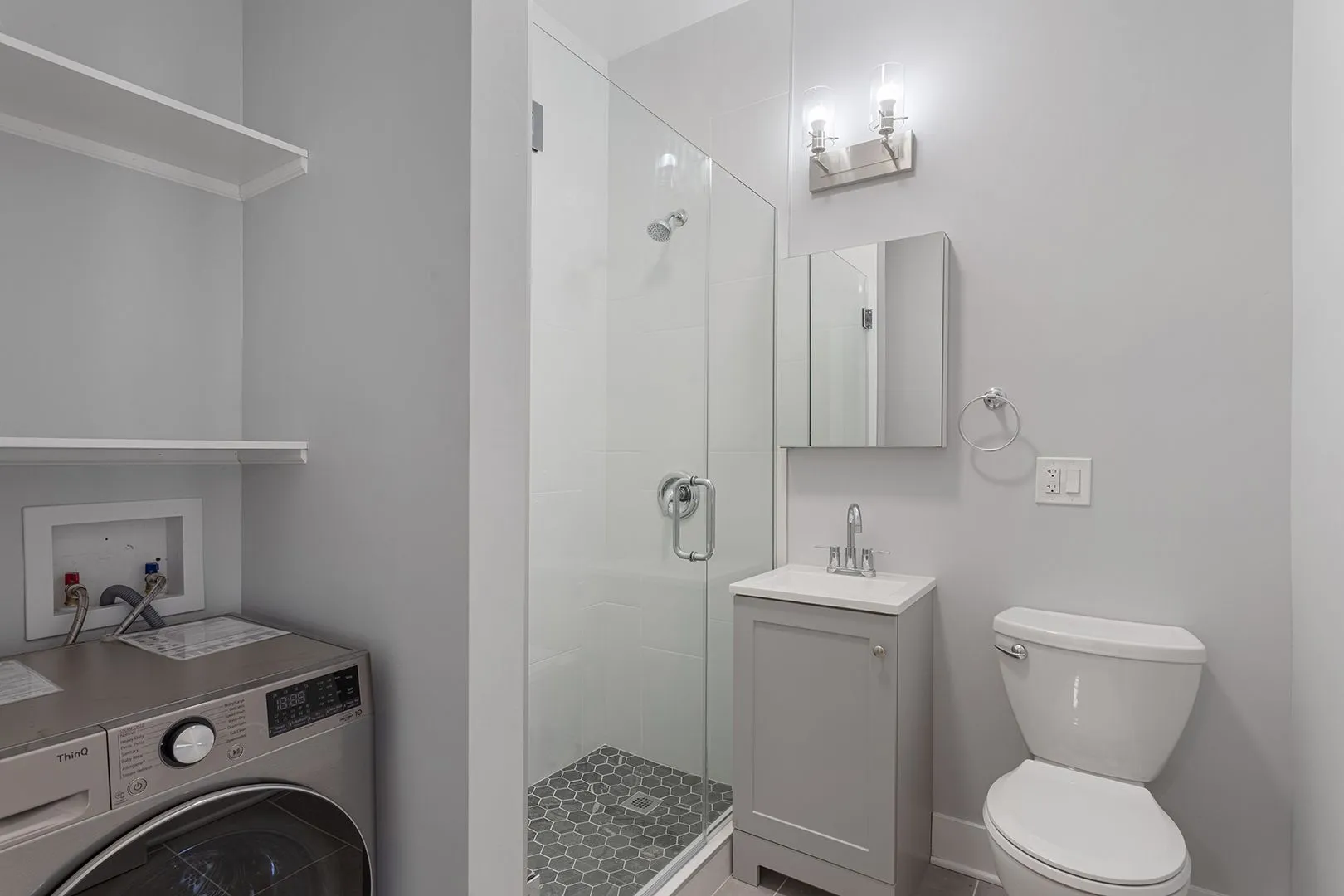 7600 N Sheridan Rd, ,  60626, USA 60626-unit#305-Chicago-IL