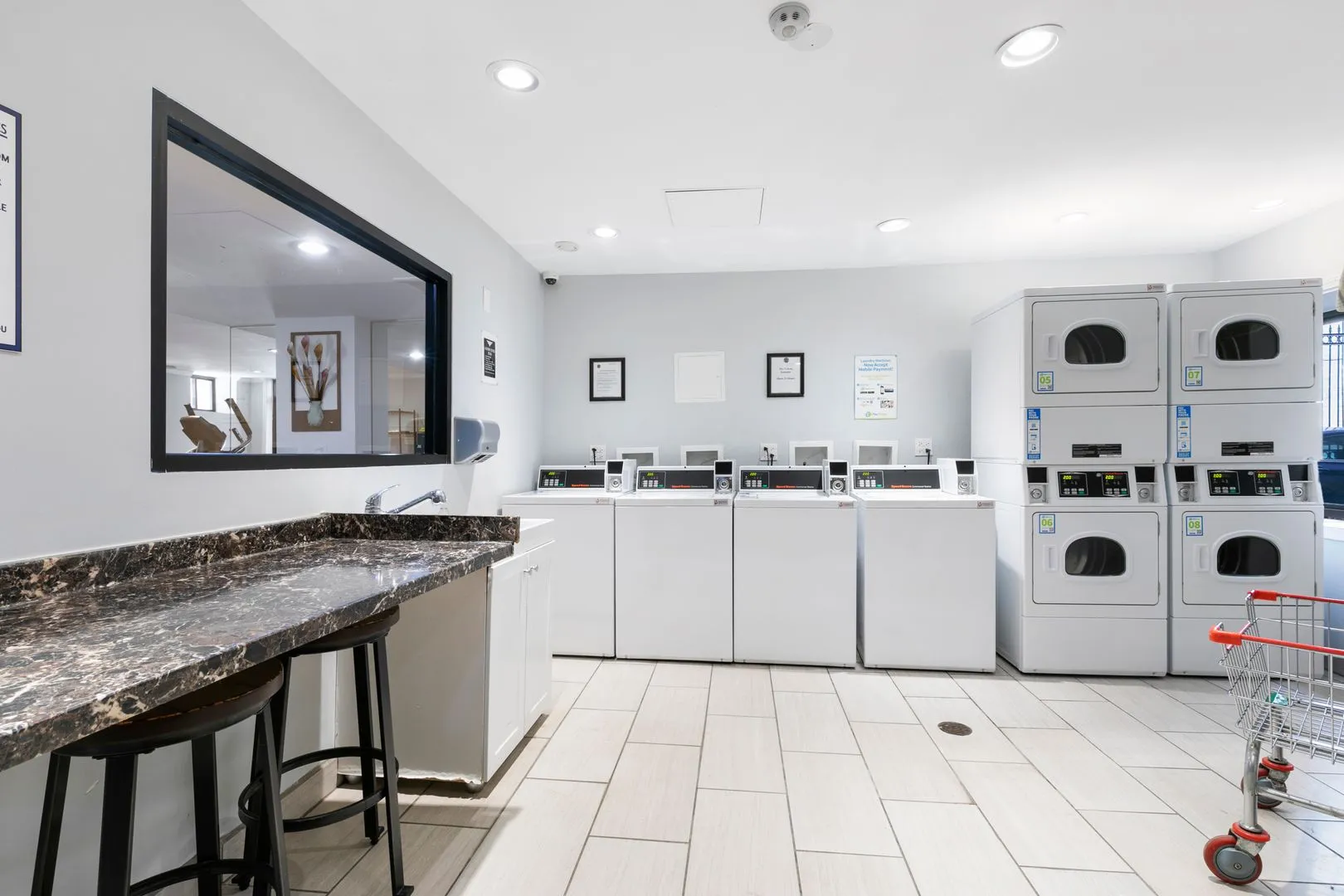 6001 N Kenmore Ave, ,  60660, USA 60660-unit#307-Chicago-IL