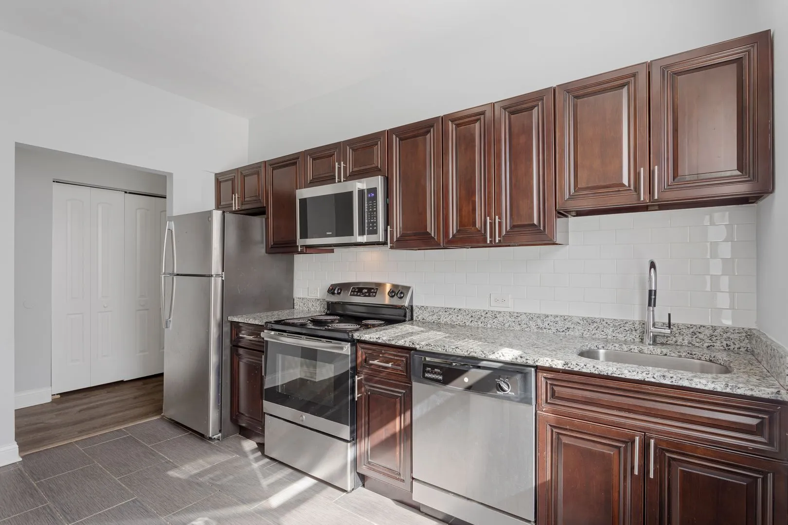 3635 W Dickens Ave, , 60647, USA 60647-unit#2A-Chicago-IL