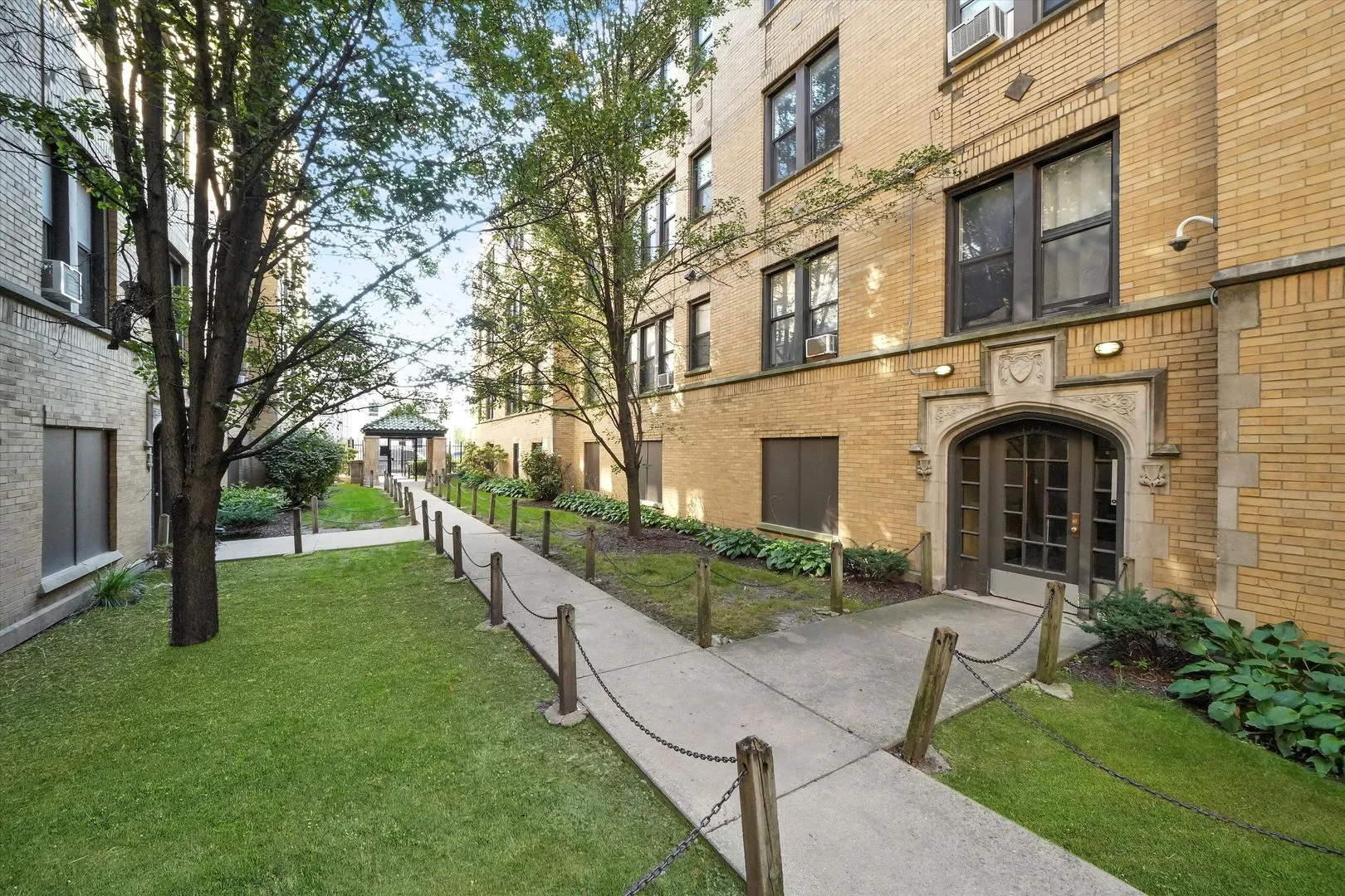 1532 N Kedzie Ave, ,  60651, USA 60651-unit#2D-Chicago-IL