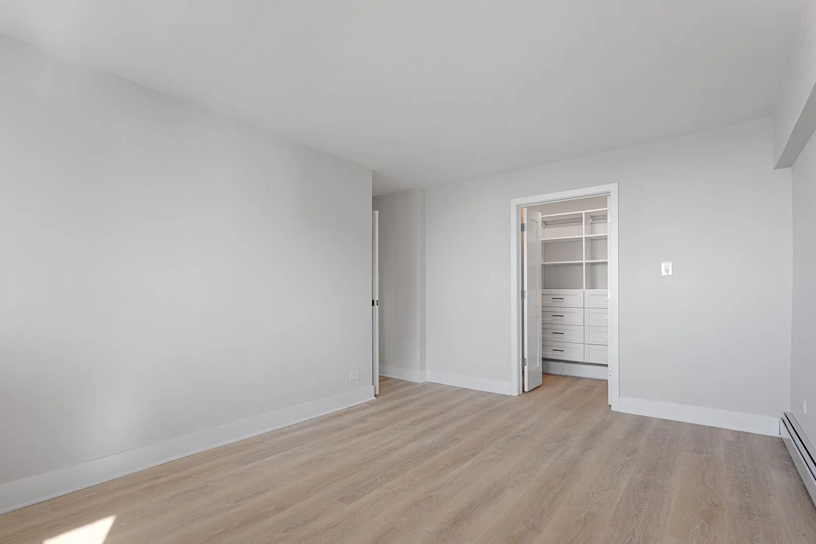 6166 N Sheridan Rd, , 60660, USA 60660-unit#26H-Chicago-IL