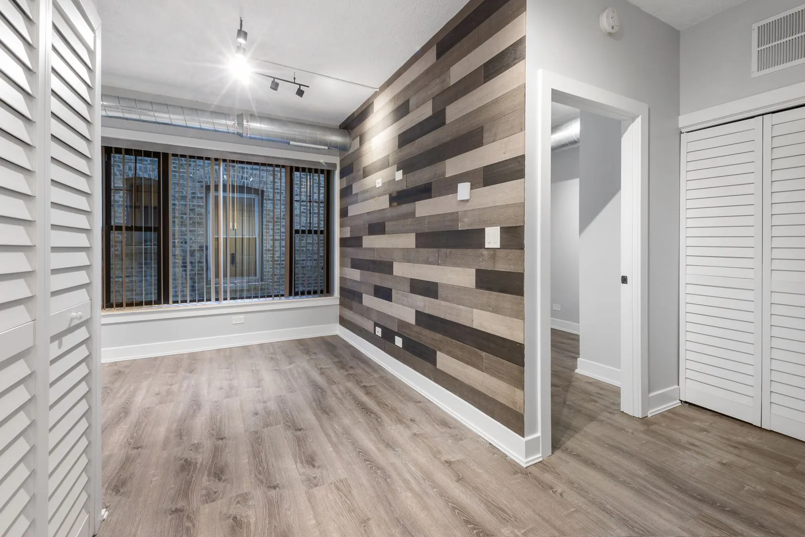 7645 N Sheridan Rd, , 60626, USA 60626-unit#203-Chicago-IL