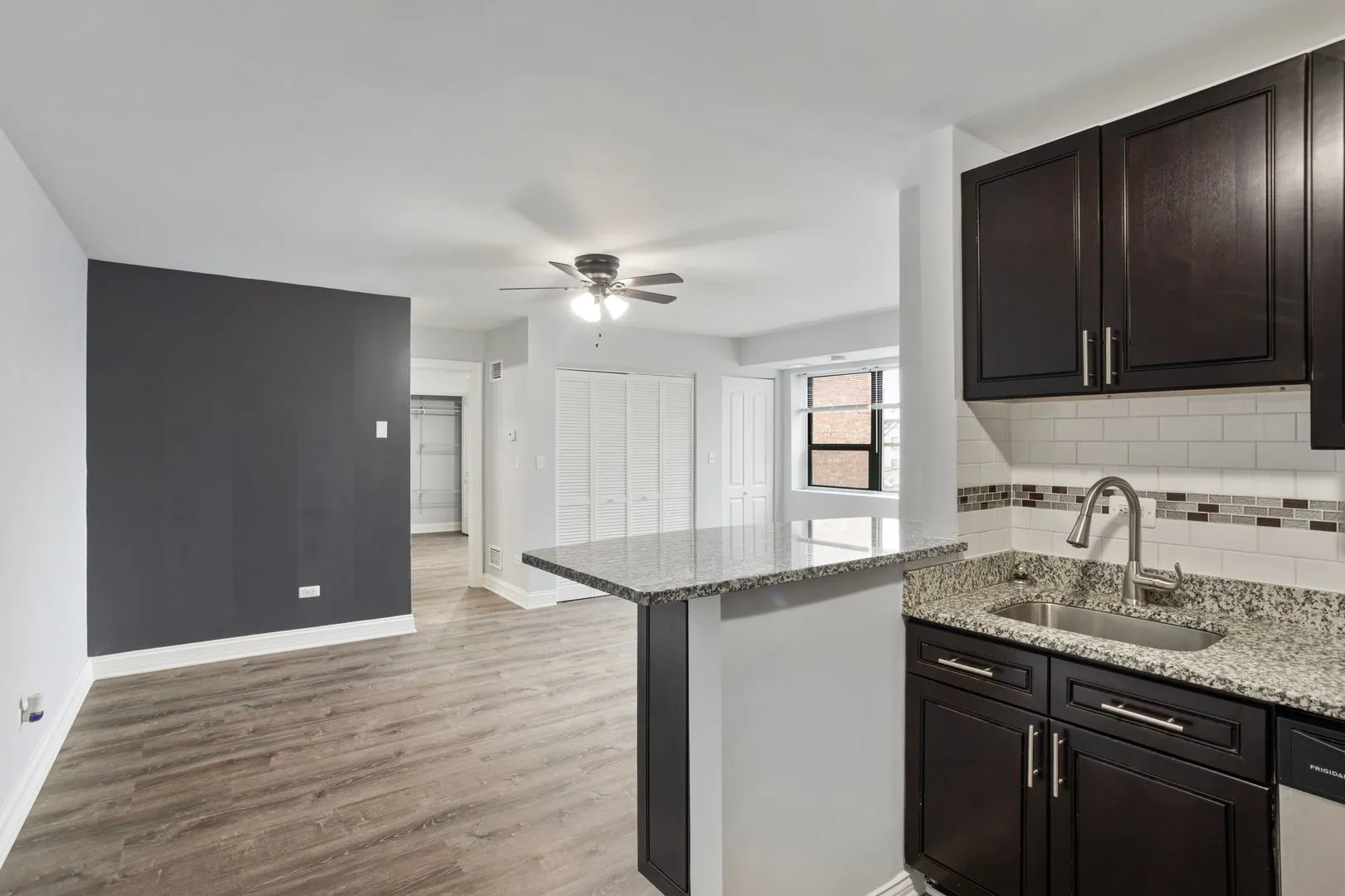 7616 N Marshfield Ave, , 60626, USA 60626-unit#406-Chicago-IL