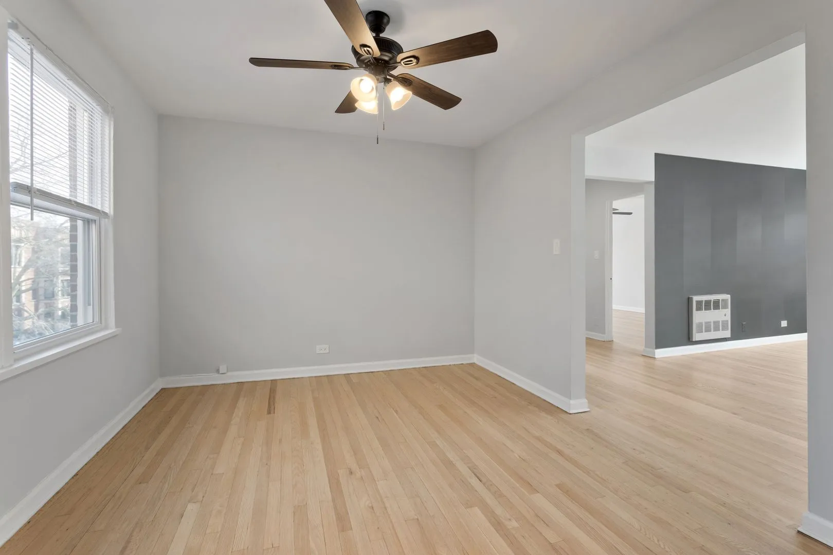 7638 N Eastlake Terrace, ,  60626, USA 60626-unit#2E-Chicago-IL