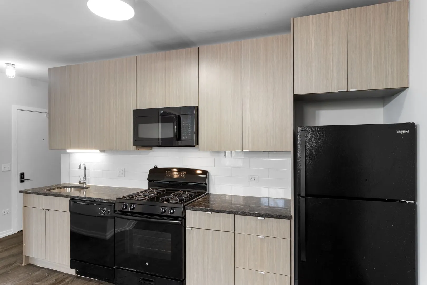 4875 N Magnolia Ave, , 60640, USA 60640-unit#201-Chicago-IL