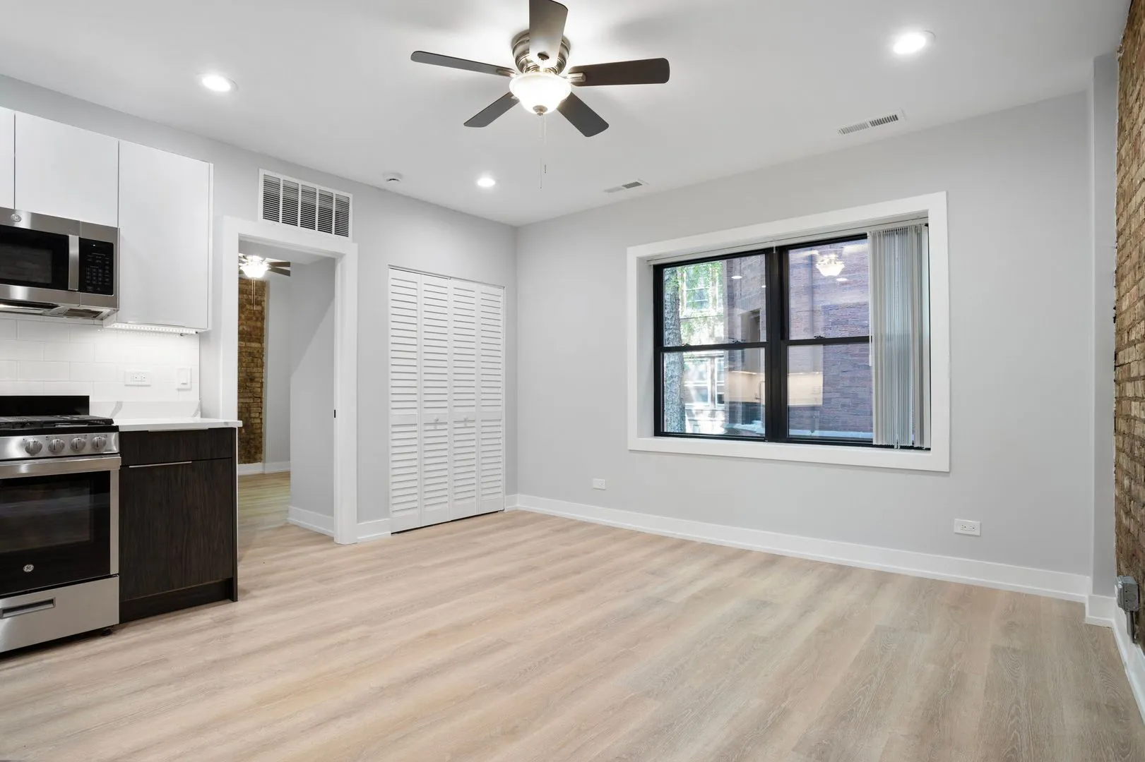 1552 W Juneway Terrace, ,  60626, USA 60626-unit#3E-Chicago-IL