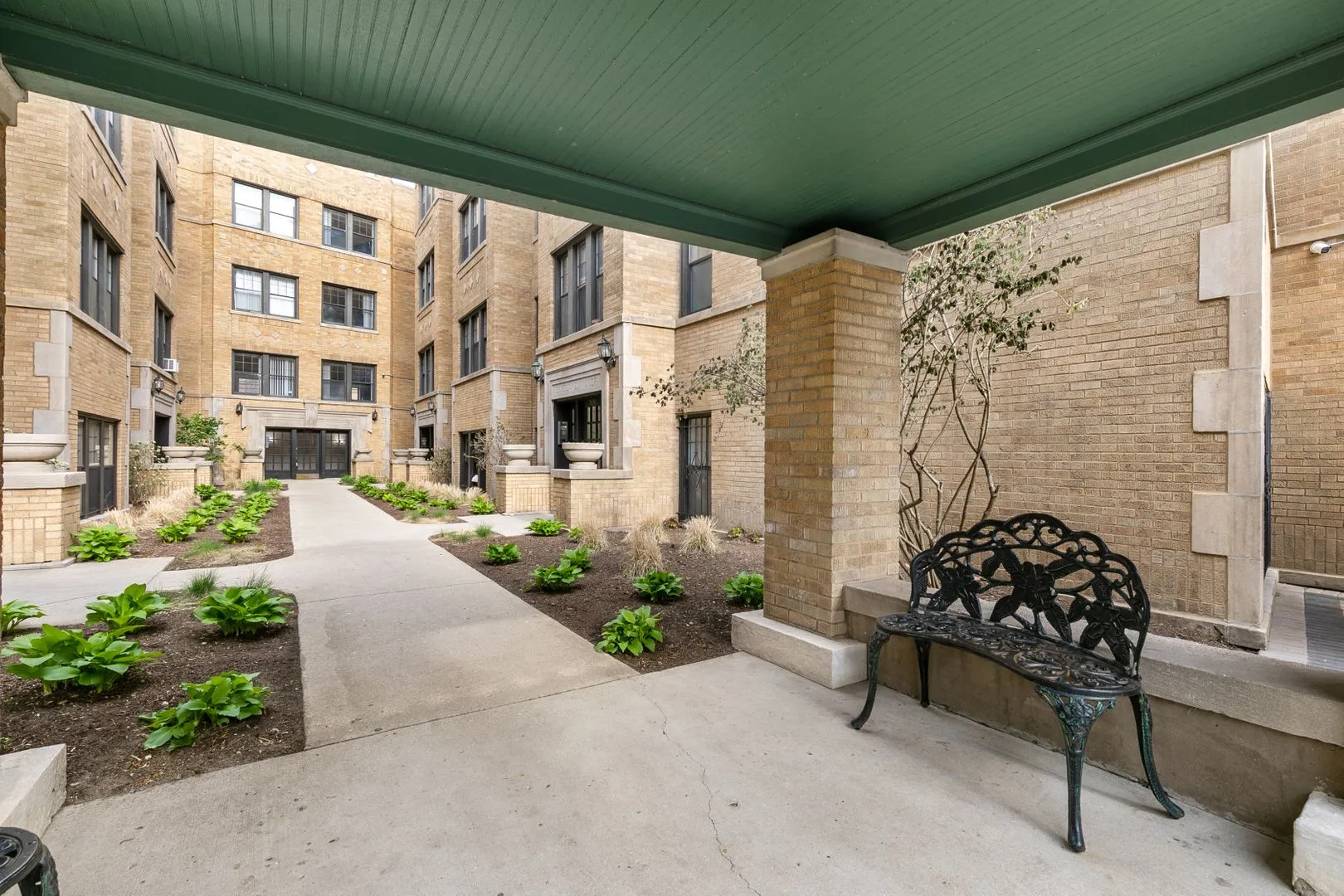 7620 N Eastlake Terrace, , 60626, USA 60626-unit#1W-Chicago-IL
