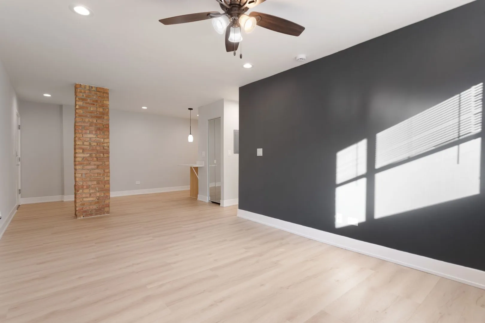 6758 N Sheridan Rd, ,  60626, USA 60626-unit#235-Chicago-IL