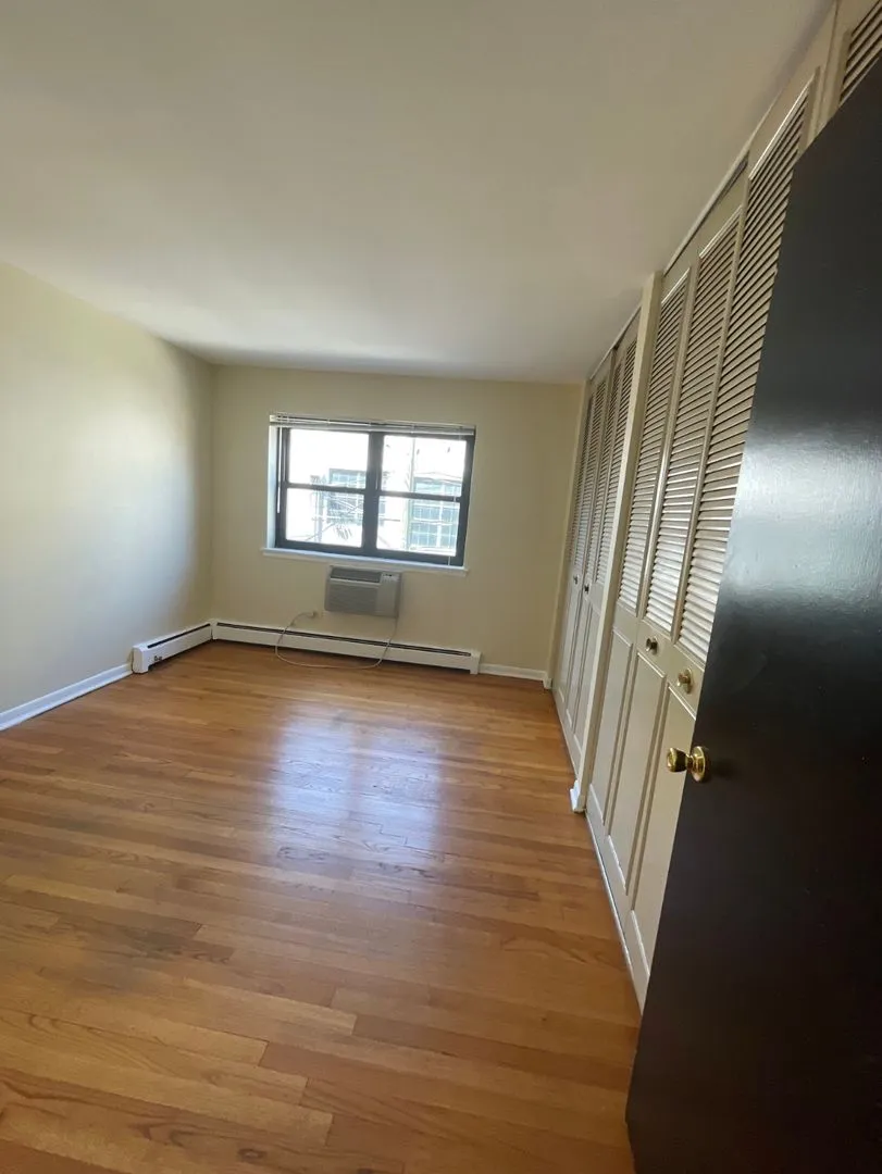 3160 N Cambridge Ave, , 60657, USA 60657-unit#507-Chicago-IL