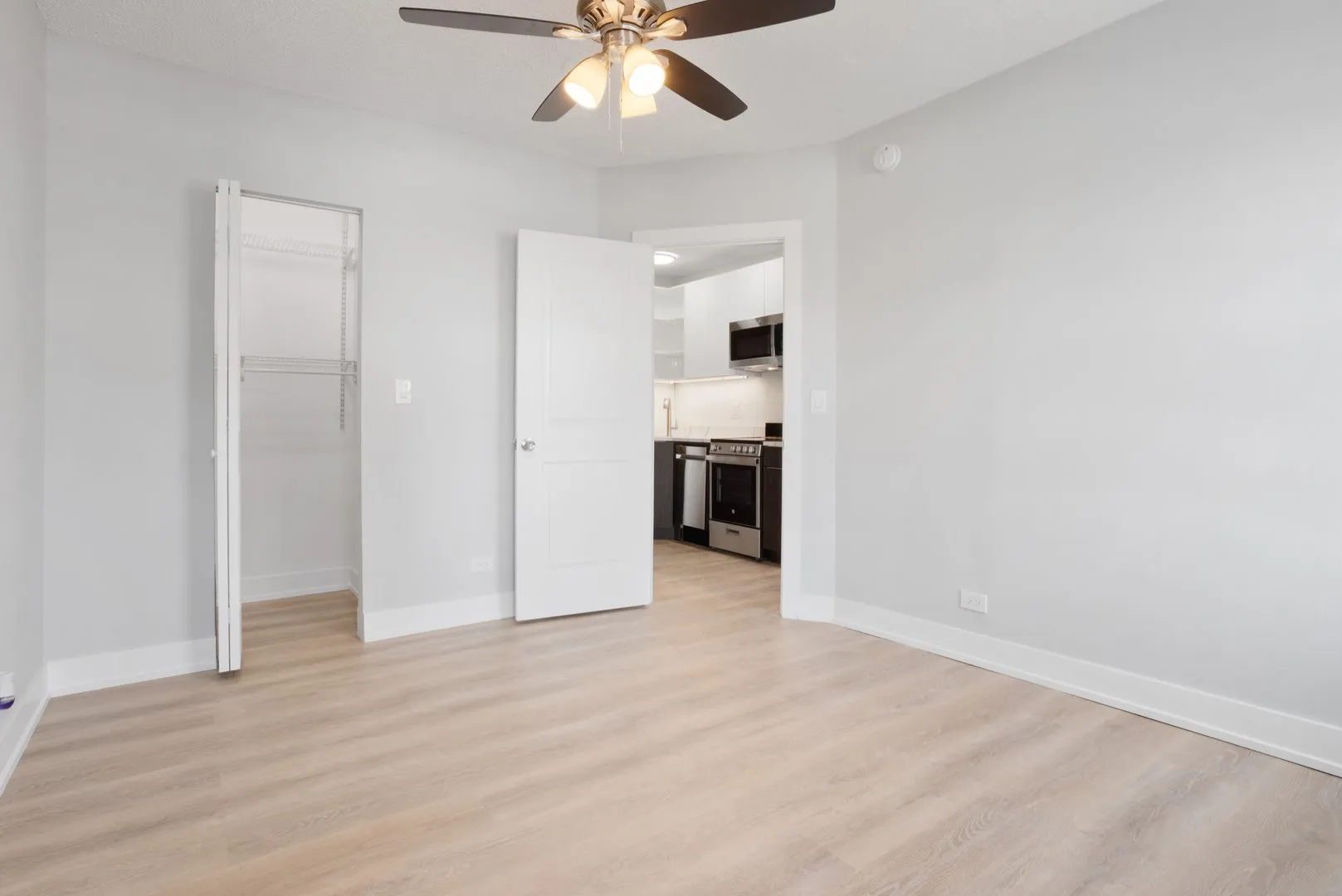 6026 N Winthrop Ave, ,  60660, USA 60660-unit#6E-Chicago-IL