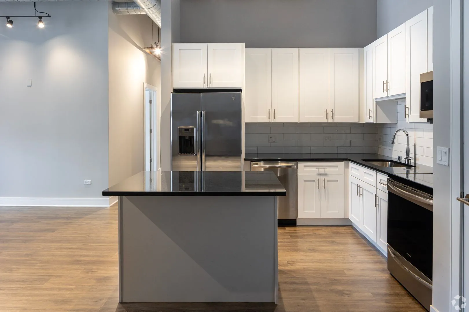 N Broadway, , , USA IL-unit#3833-224-Chicago-IL