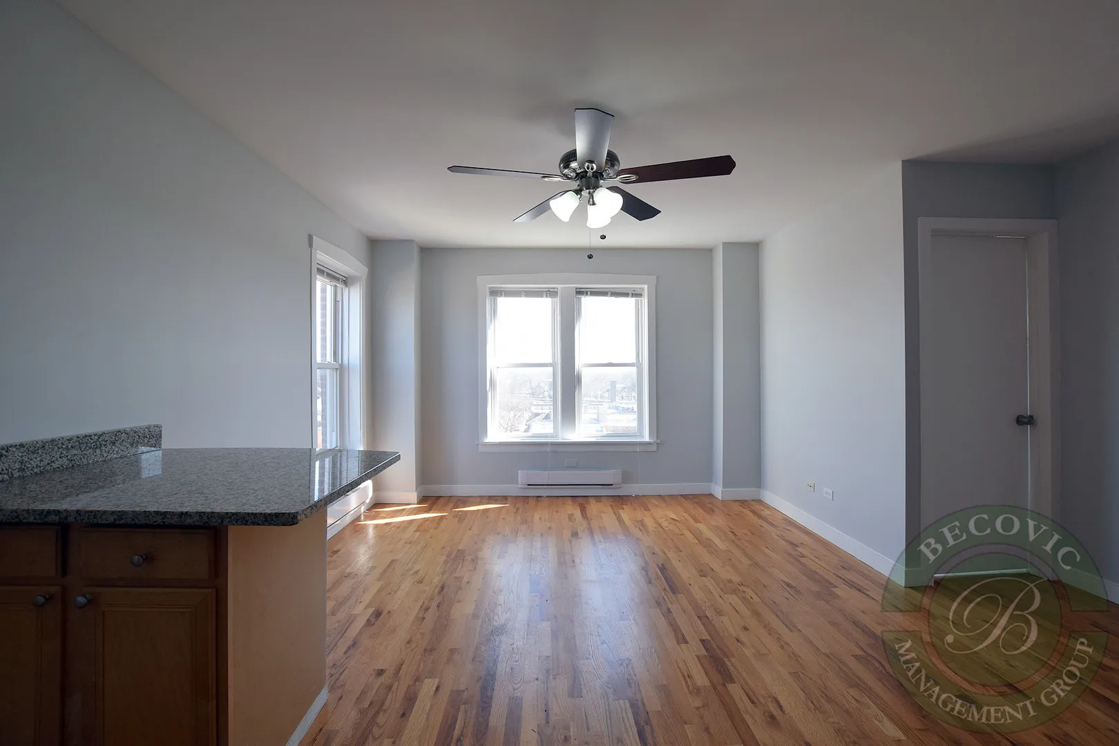 7450 N Greenview Ave, , 60626, USA 60626-unit#71-Chicago-IL