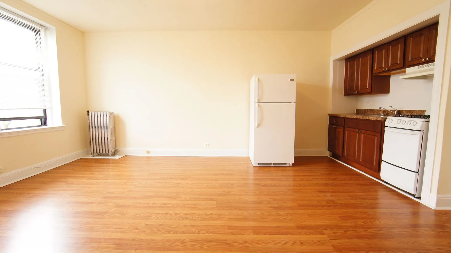 3335 W Diversey Ave, ,  60647, USA 60647-unit#307-Chicago-IL