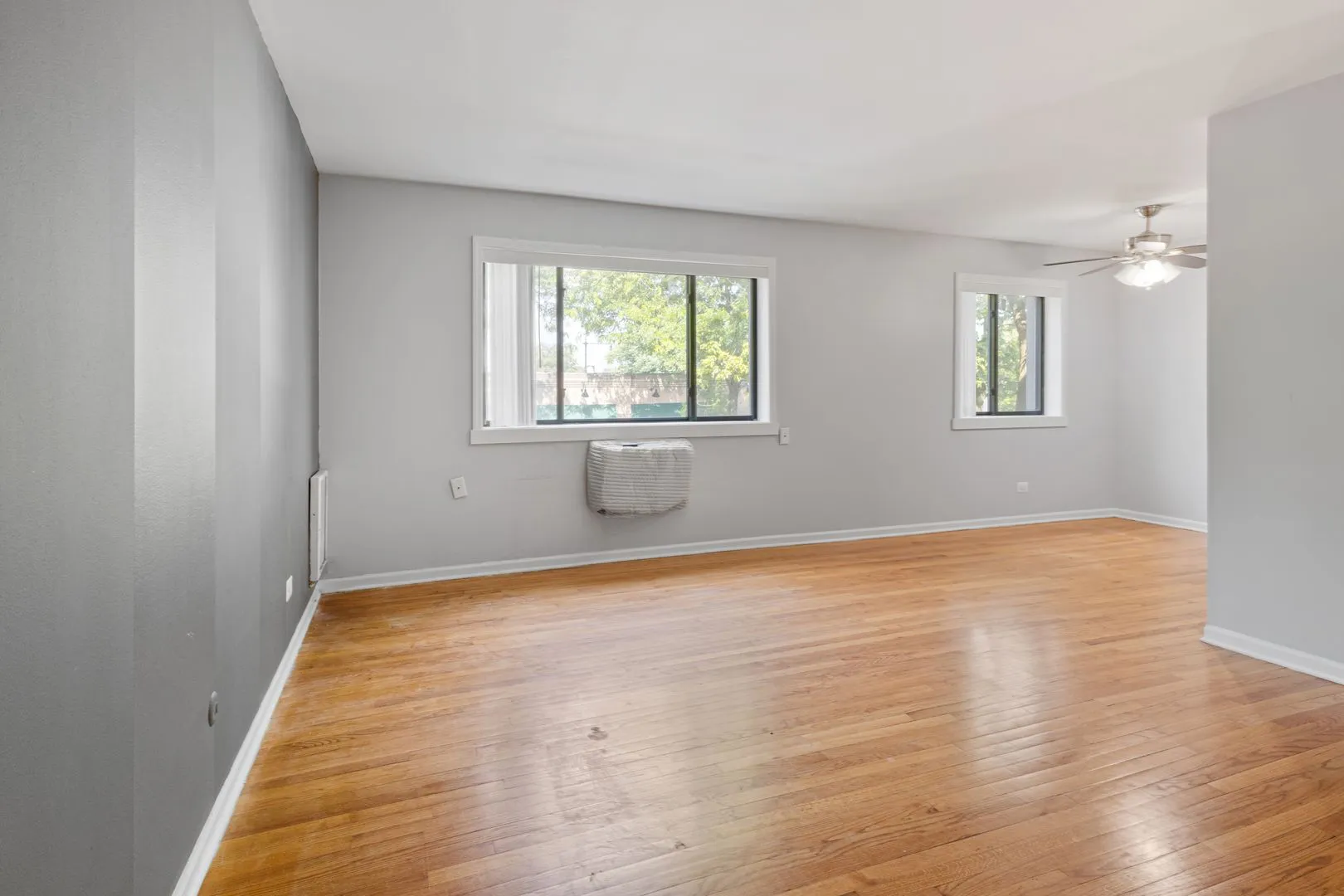 7545 N Winchester Ave, ,  60626, USA 60626-unit#201-Chicago-IL