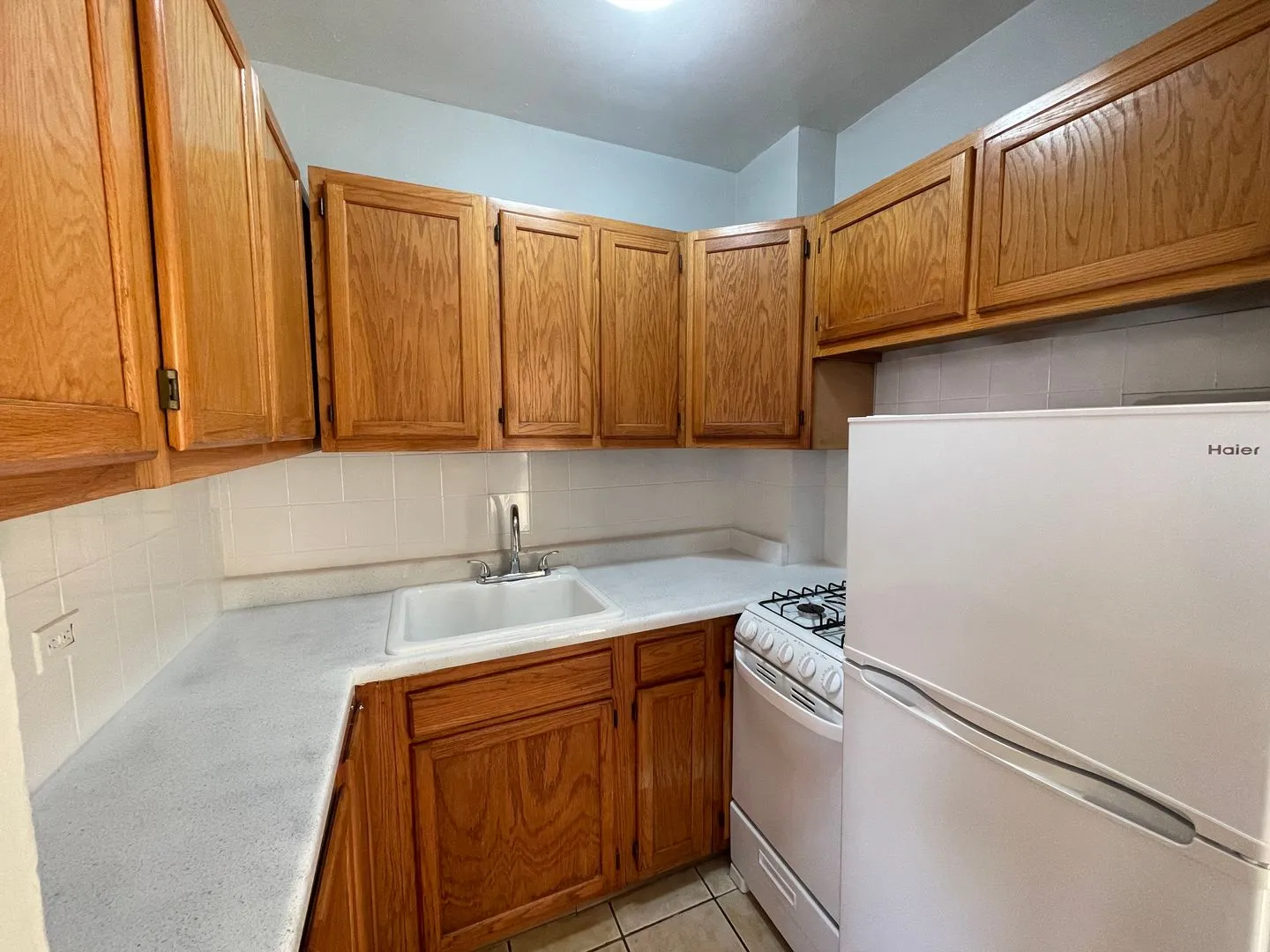 661 W Sheridan Rd, ,  60613, USA 60613-unit#410-Chicago-IL