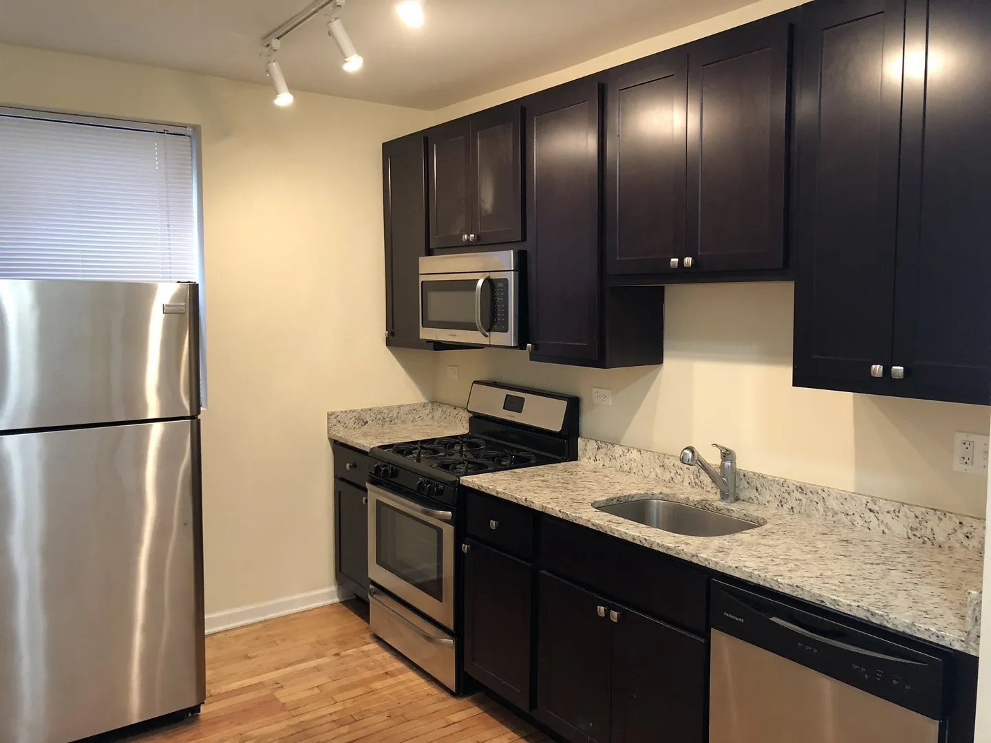 4750 N Sacramento Ave, ,  60625, USA 60625-unit#1E-Chicago-IL